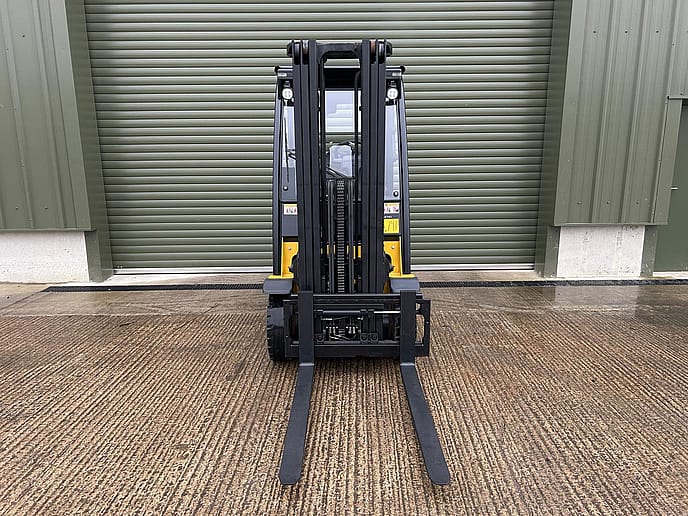 Yale GLP20SVX E2175 LPG Forklift Truck - Gallery image 11