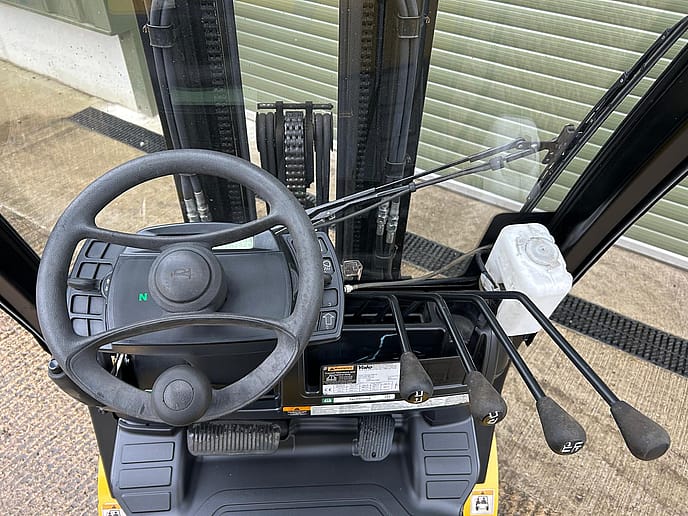 Yale GLP20SVX E2175 LPG Forklift Truck - Gallery image 14