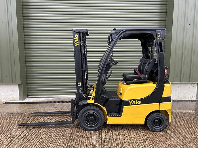 Yale GLP20SVX E2175 LPG Forklift Truck - Gallery image 4
