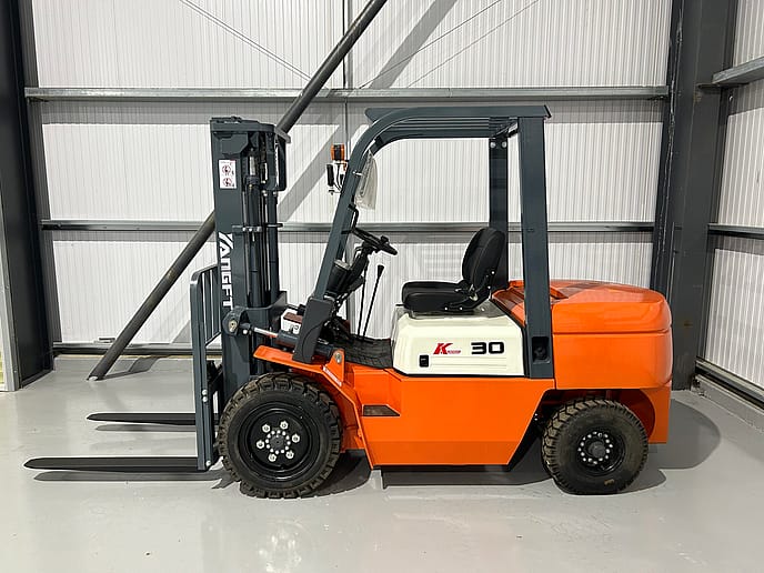 Yang FT CPCD30 3 ton : Diesel Forklift Truck - Gallery image 3