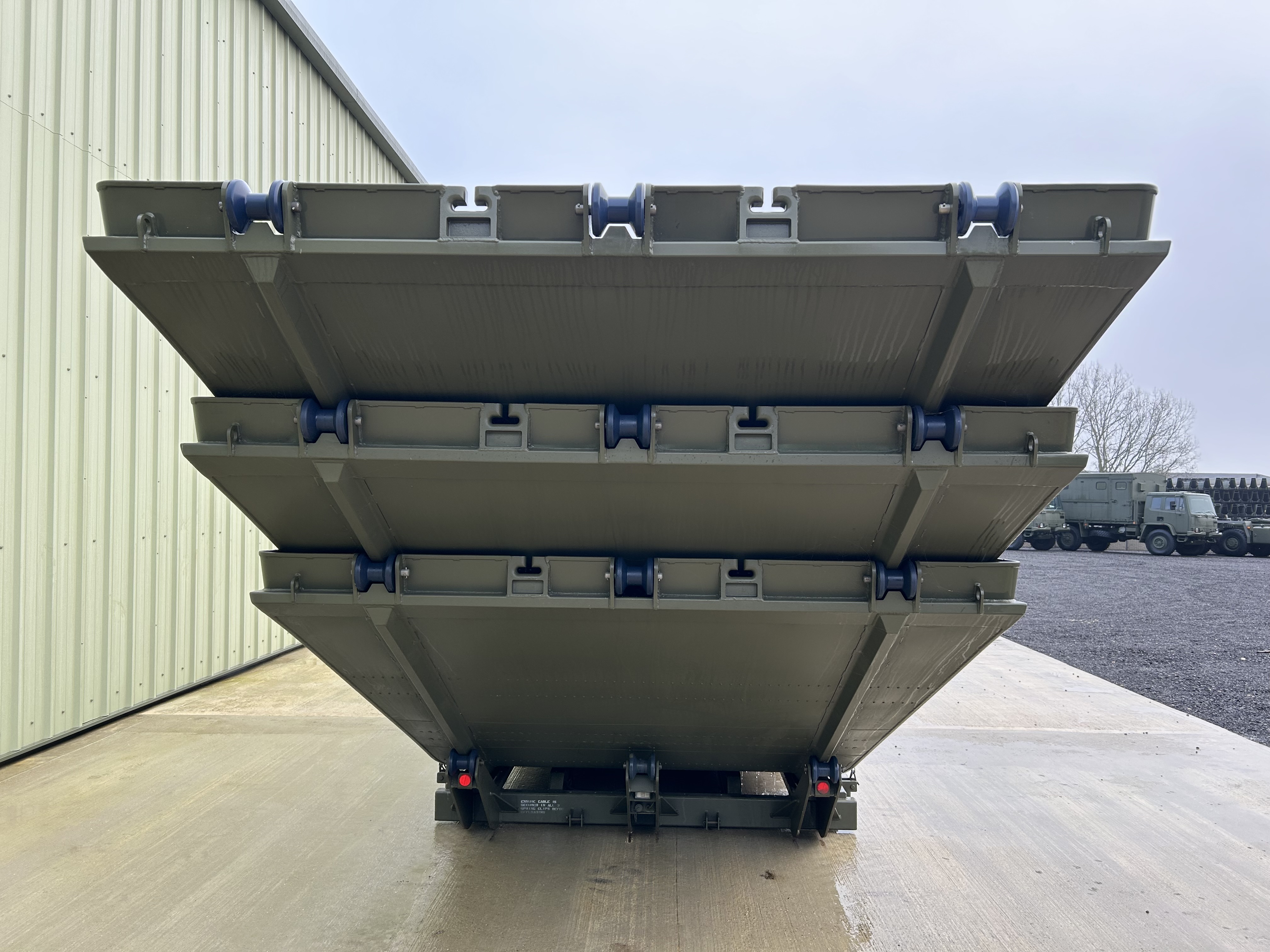 Work Boat - Pontoon (APFB) Air Portable Ferry Bridge: - Gallery image 6