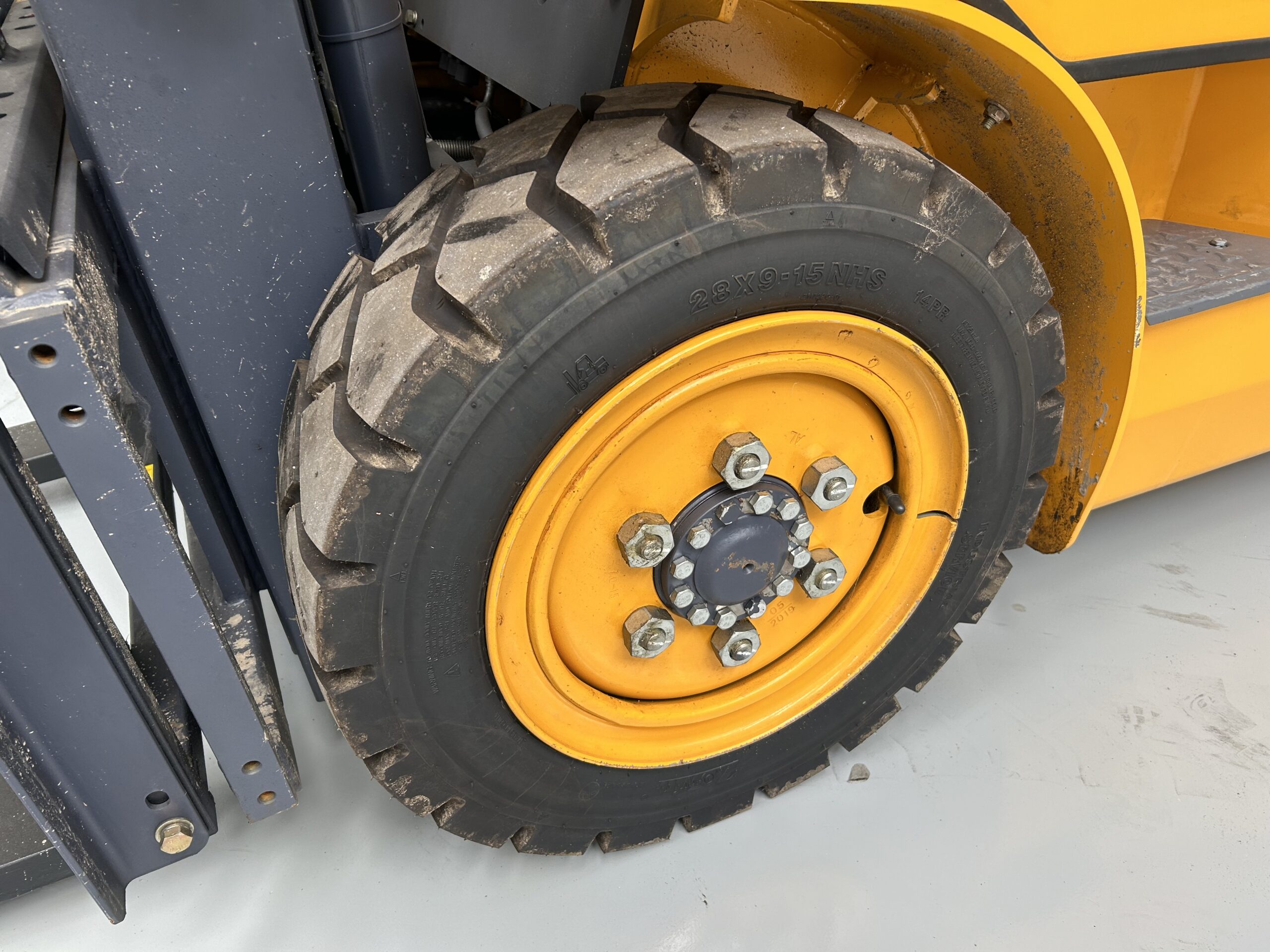 Apache HH30Z 3 ton: Diesel Forklift Truck - Gallery image 25