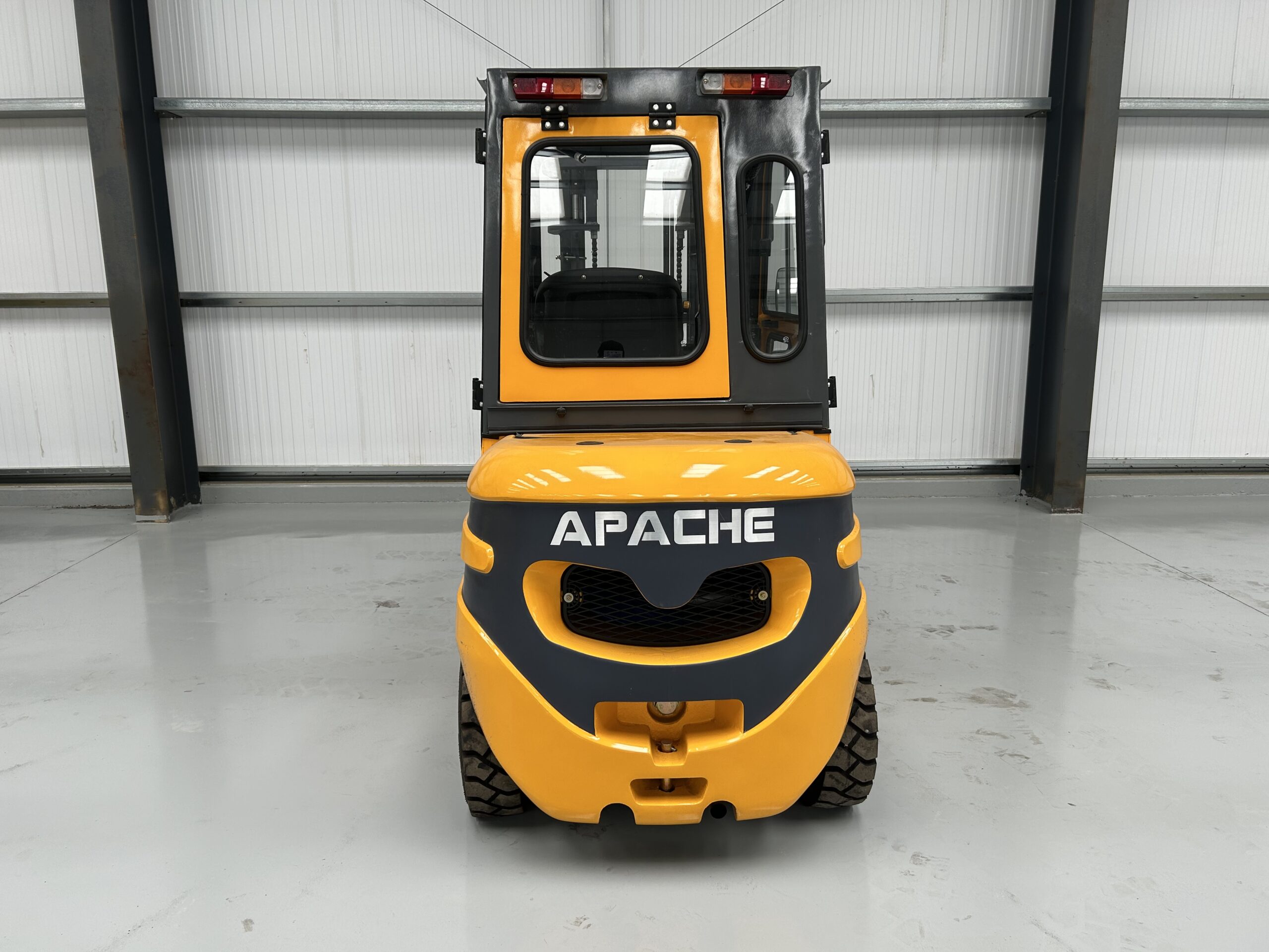 Apache HH30Z 3 ton: Diesel Forklift Truck - Gallery image 7