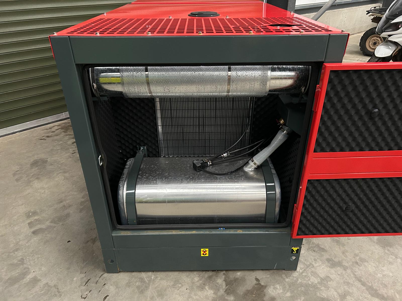 Ashita AG3-150 150kva 3 Phase Diesel Generator - Gallery image 9