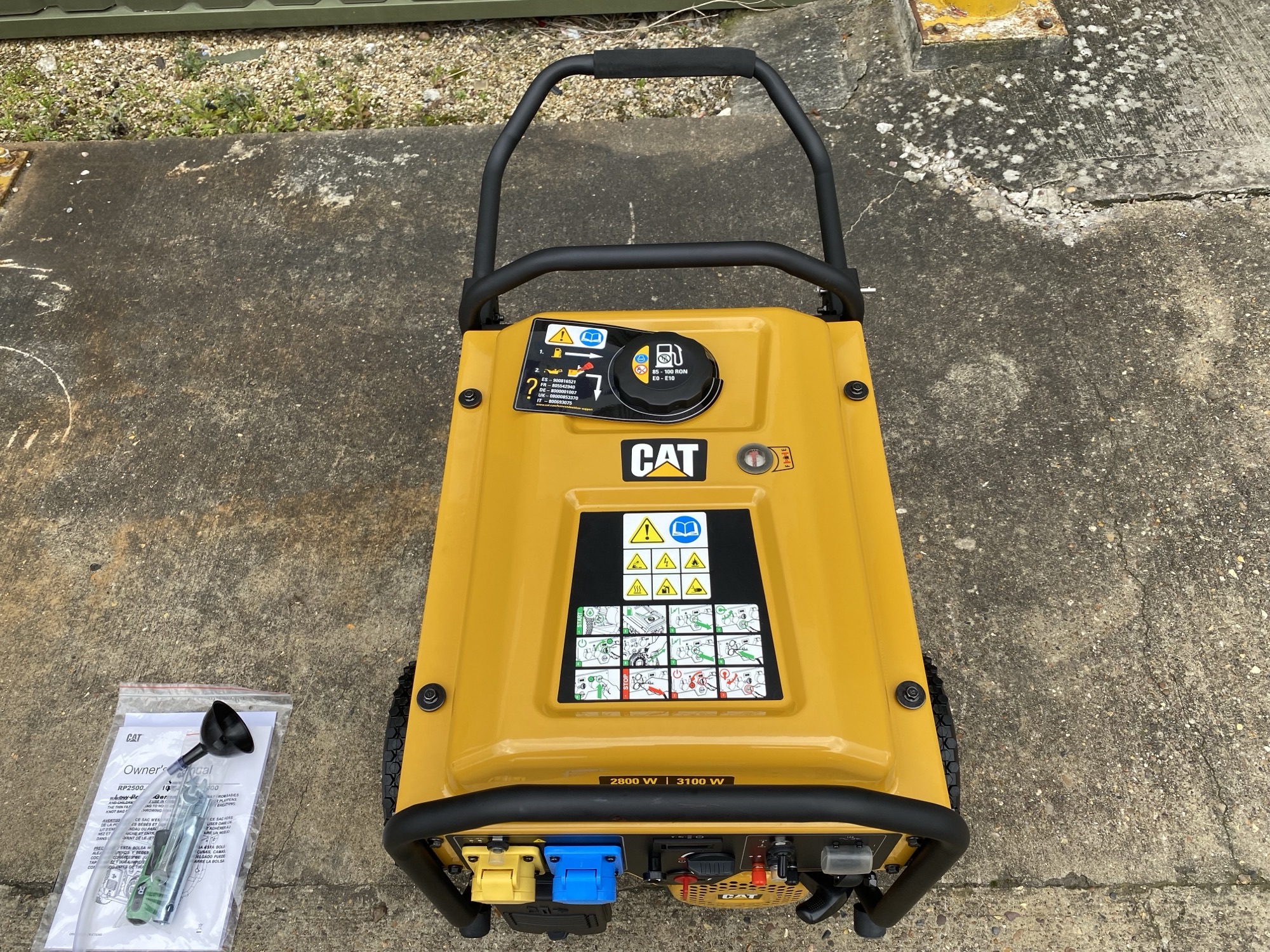 Caterpillar RP3100 2.8kVA Portable Generator - Gallery image 9