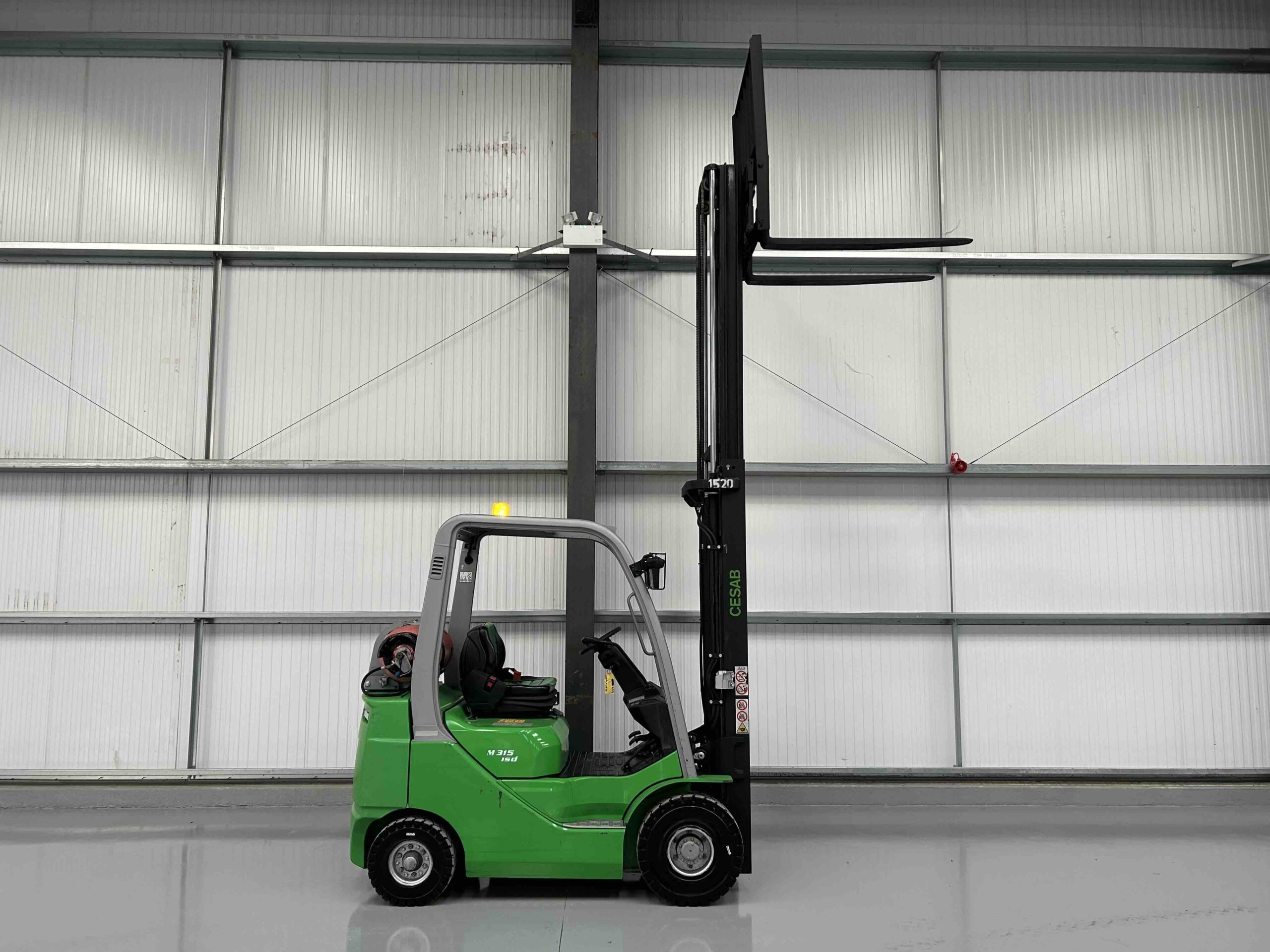 Cesab M315GV : LPG Forklift Truck - Gallery image 11