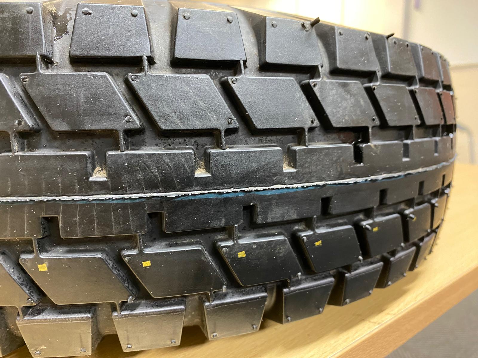 Deestone 6.00x9 tyre Unused - Gallery image 8