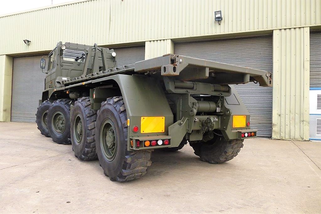Foden 8x6 DROPS LHD Hook Loader - Gallery image 11