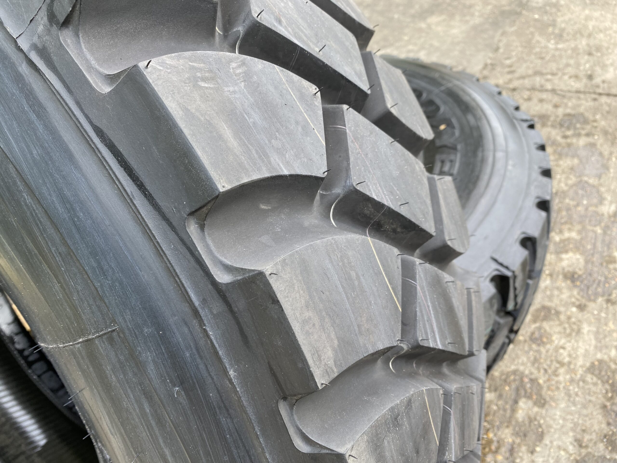 Goodyear G388 12.00 R20 Tyres - Gallery image 5