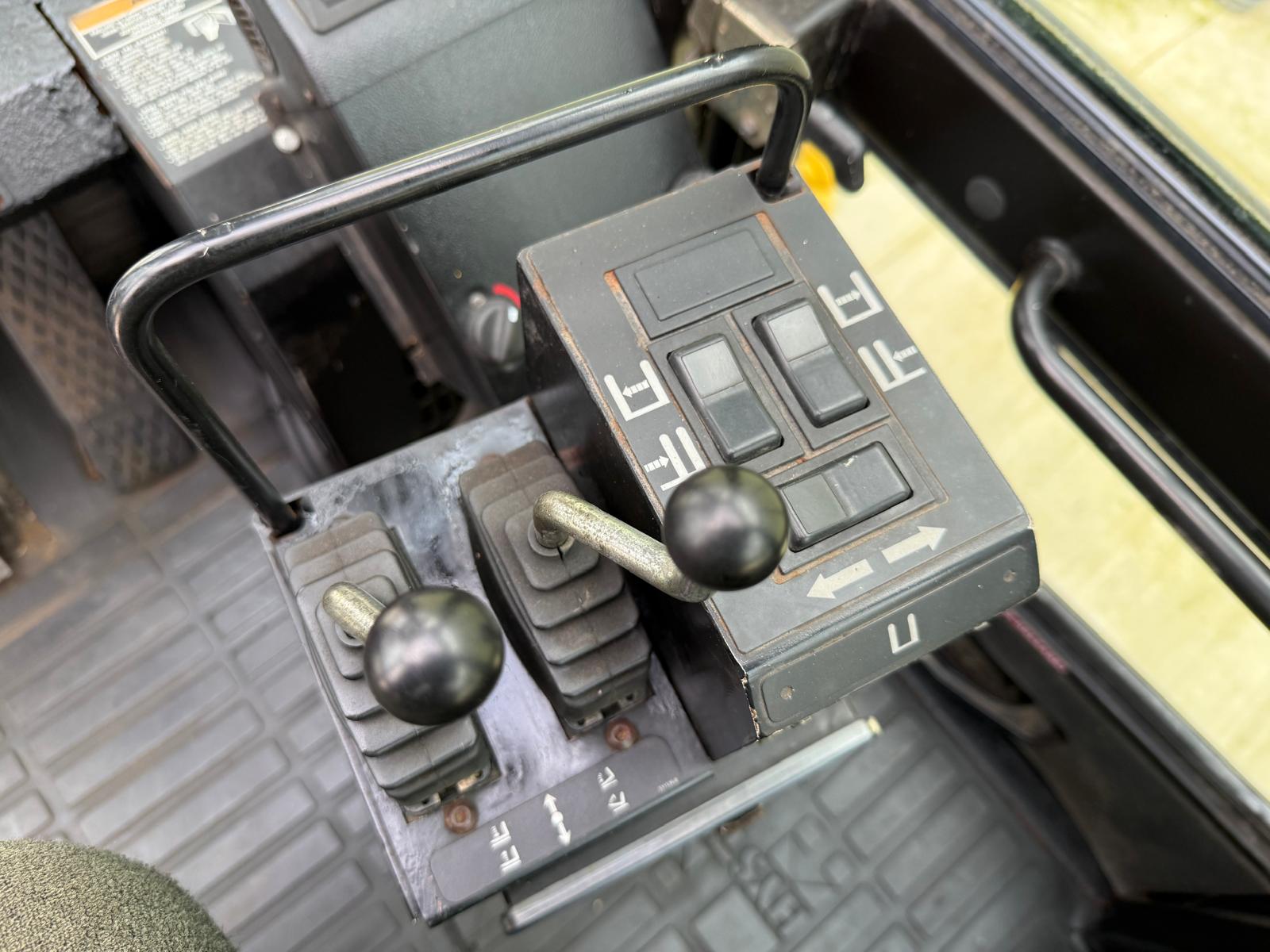 Hyster H16 XM Forklift - Gallery image 27
