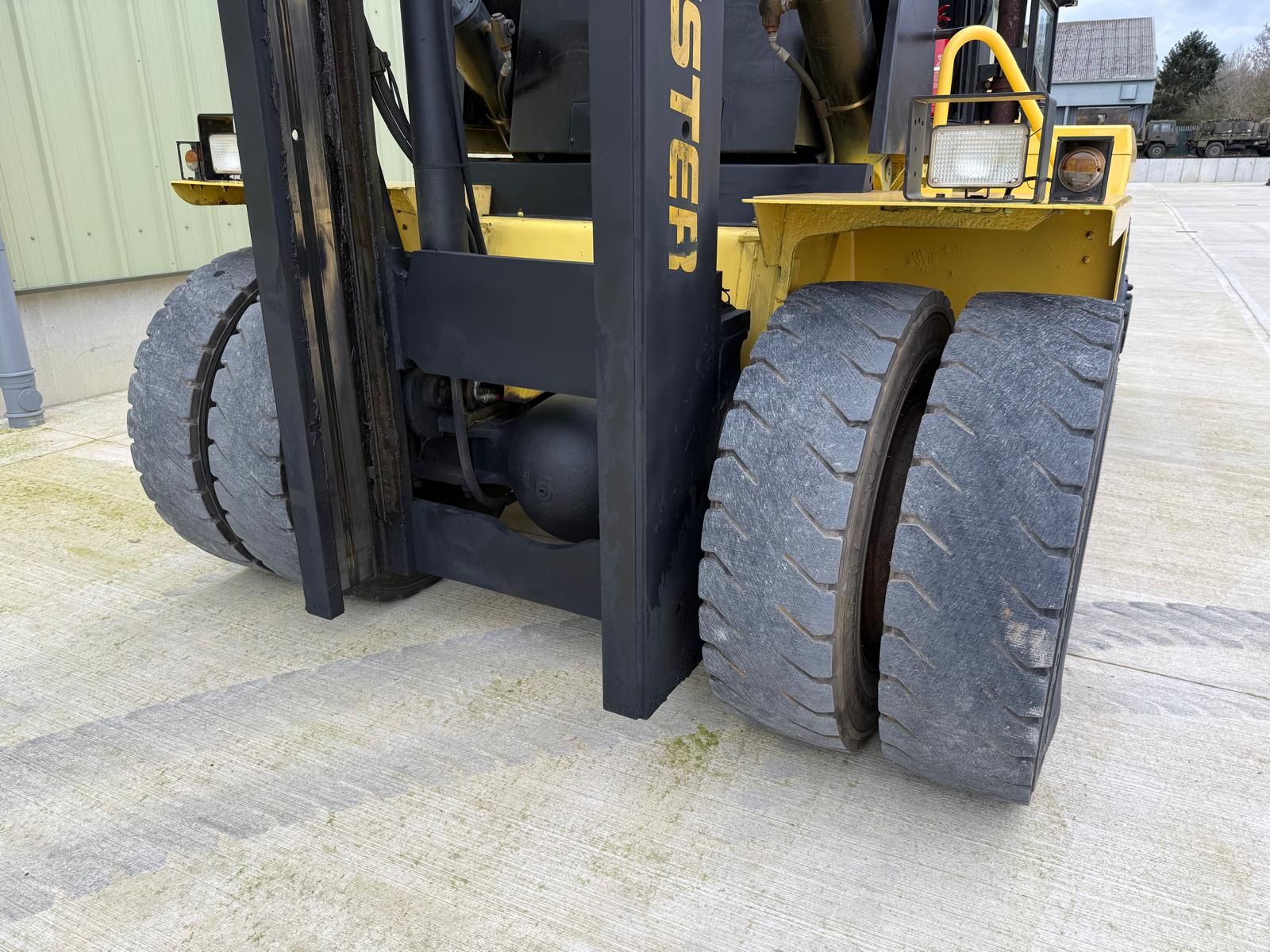 Hyster H16 XM Forklift - Gallery image 30