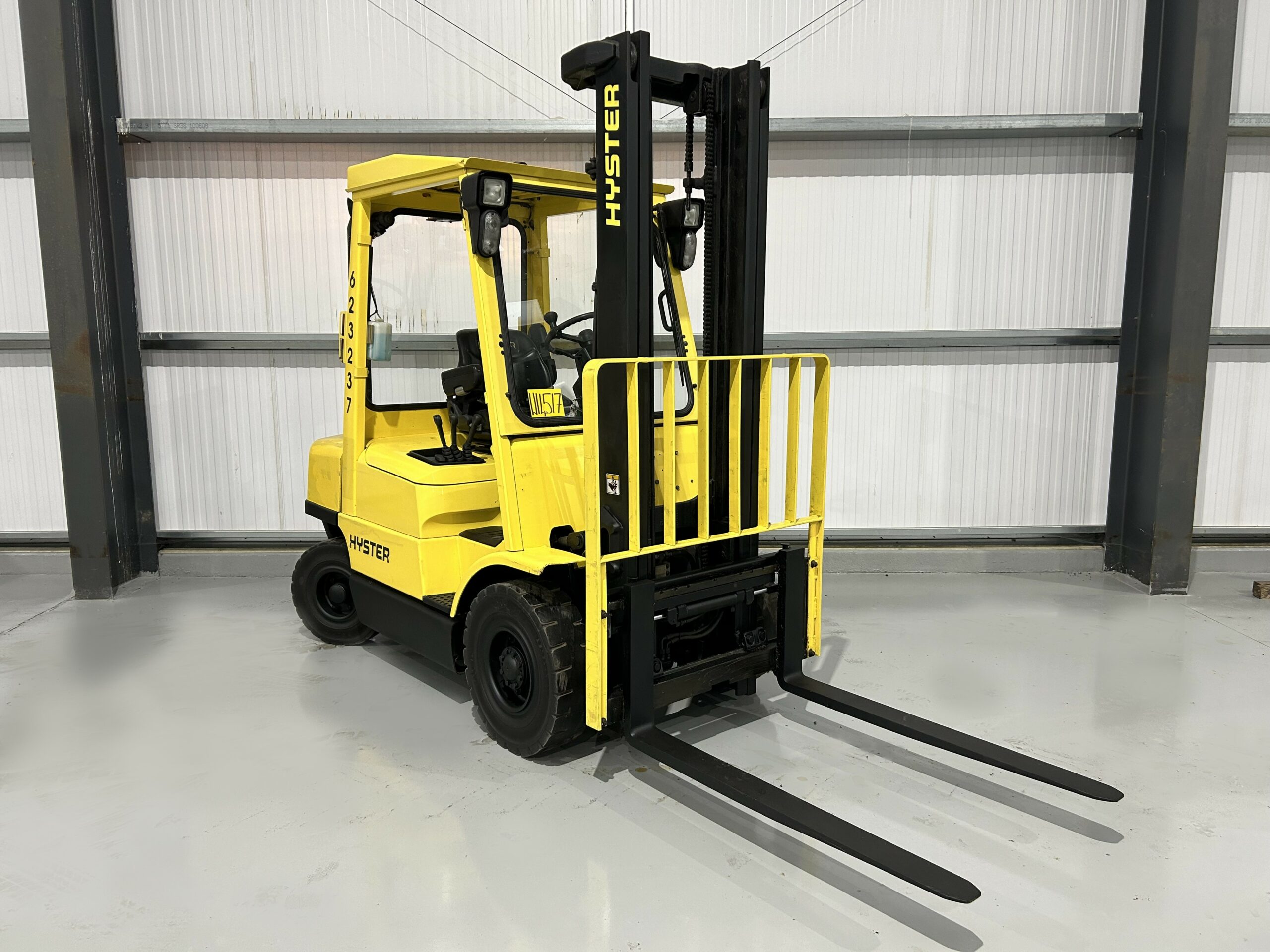 Hyster H2.50 XM : Diesel Forklift Truck - Gallery image 1