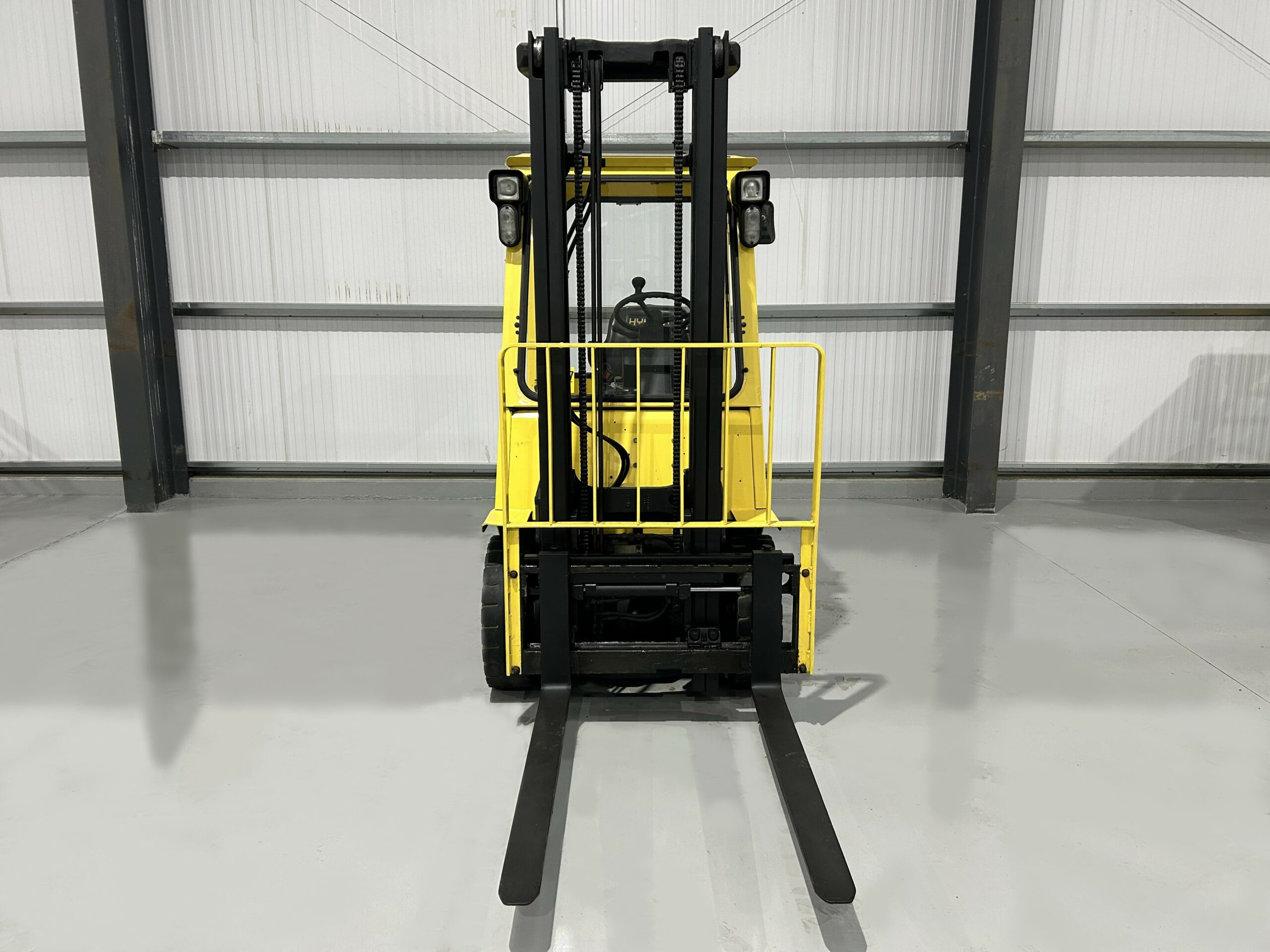 Hyster H2.50 XM : Diesel Forklift Truck - Gallery image 10