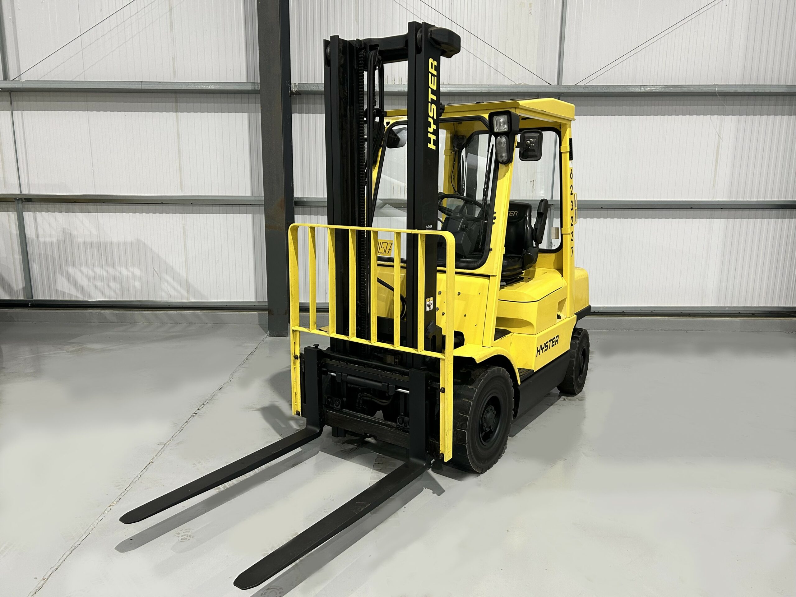 Hyster H2.50 XM : Diesel Forklift Truck - Gallery image 2