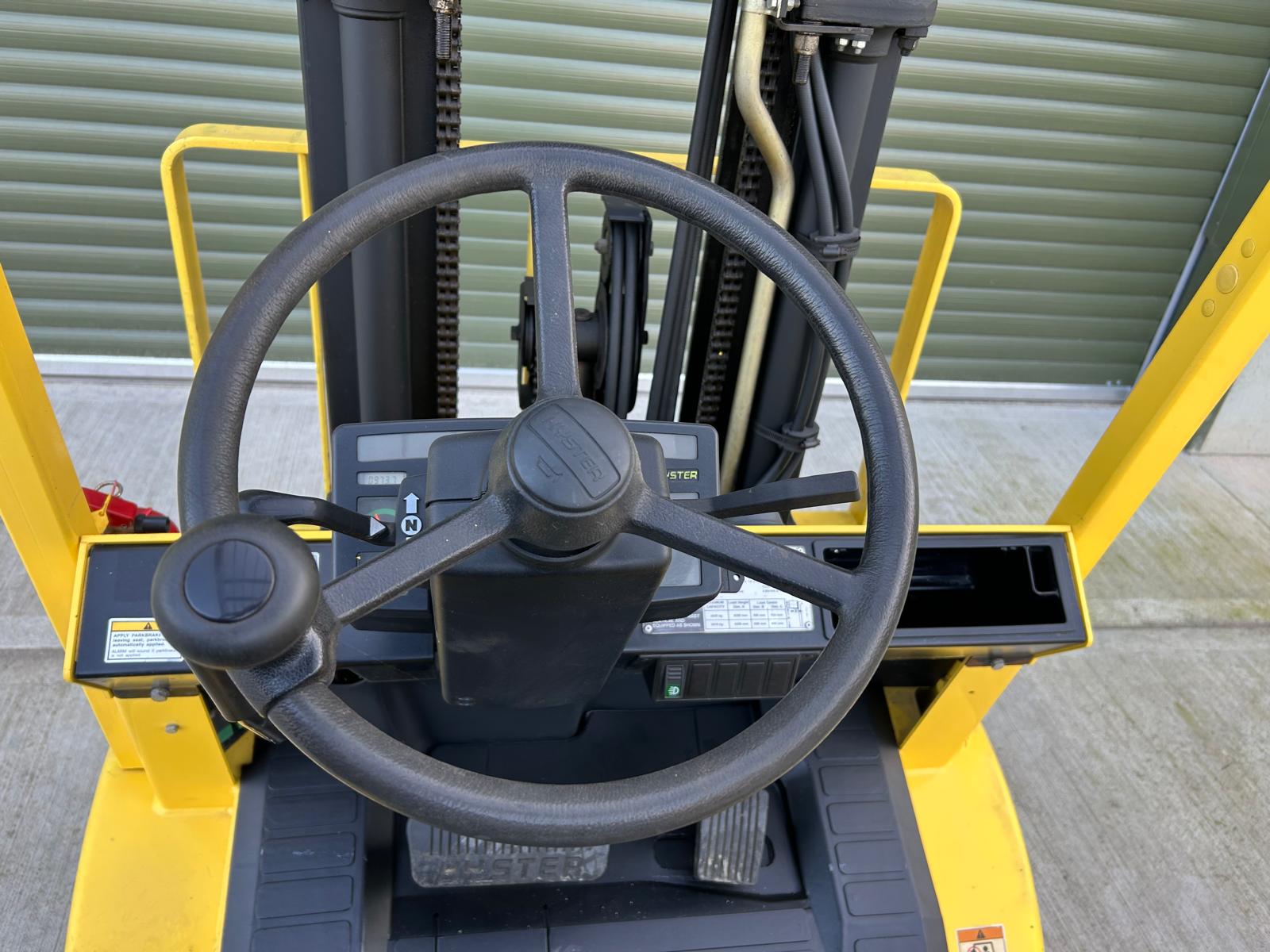 Hyster H2.5XM Diesel Forklift Truck - Gallery image 15