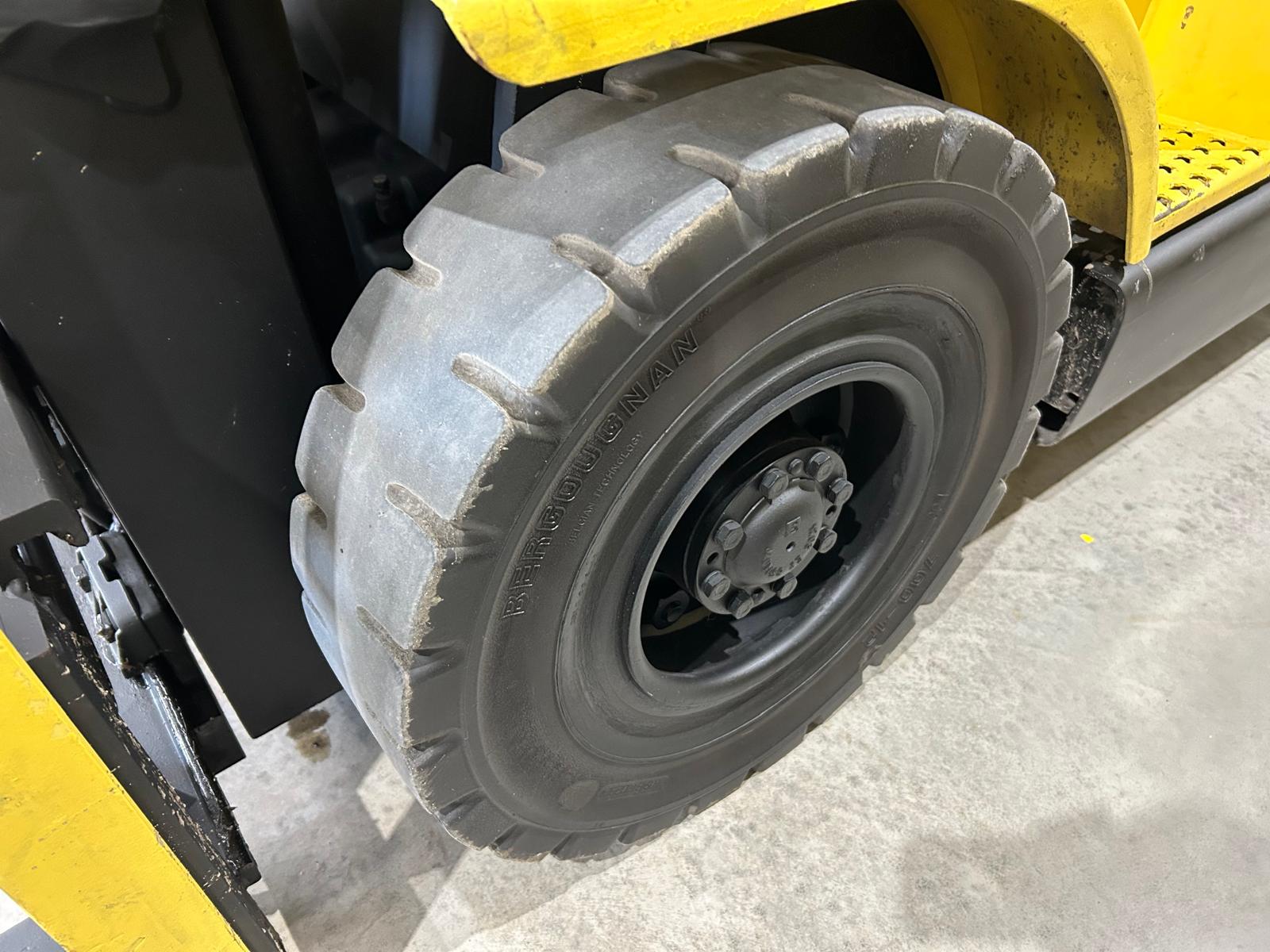 Hyster H2.5XM Diesel Forklift Truck - Gallery image 26