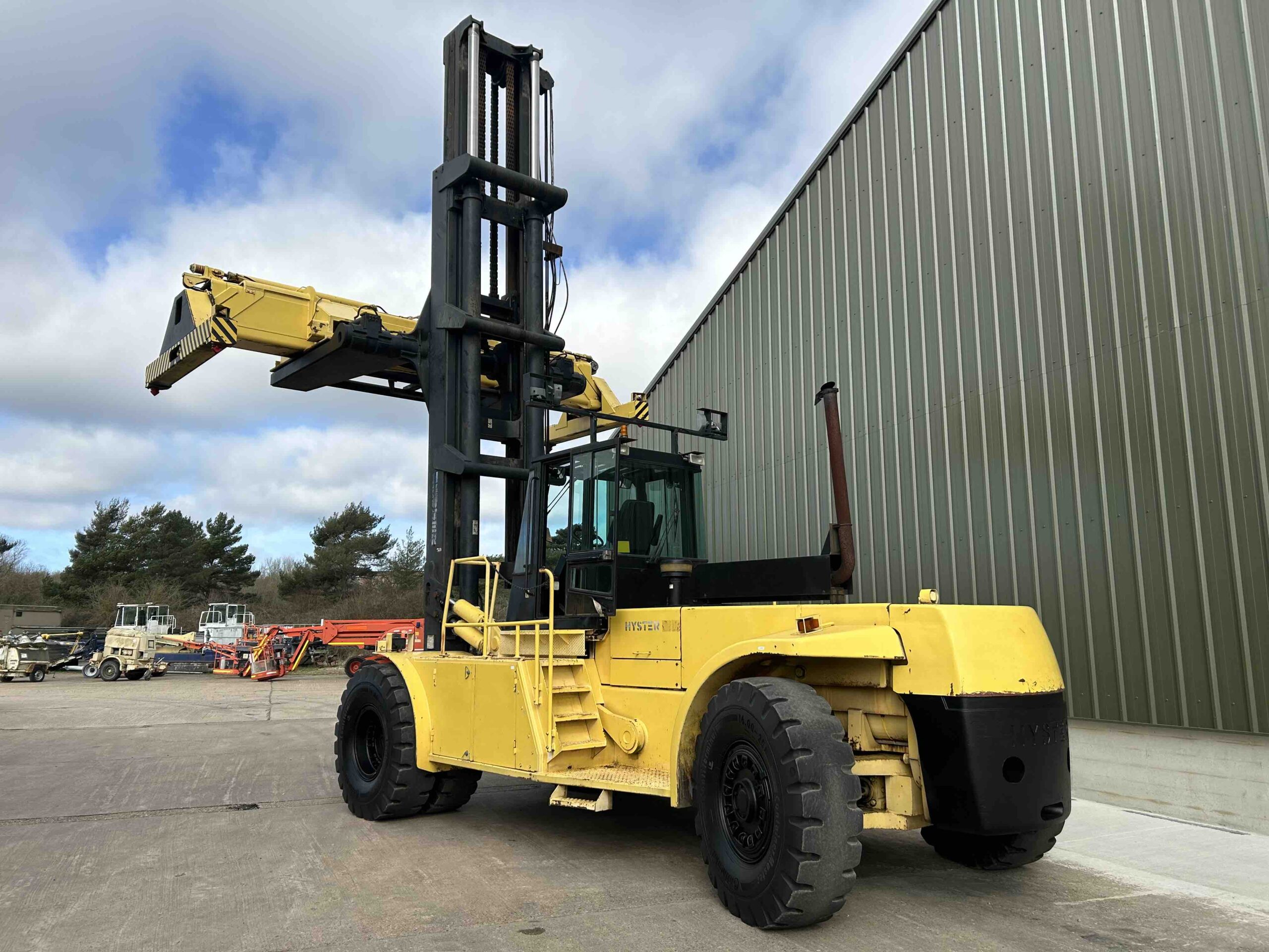 Hyster H32.00F-16CH: Container Handler - Gallery image 9