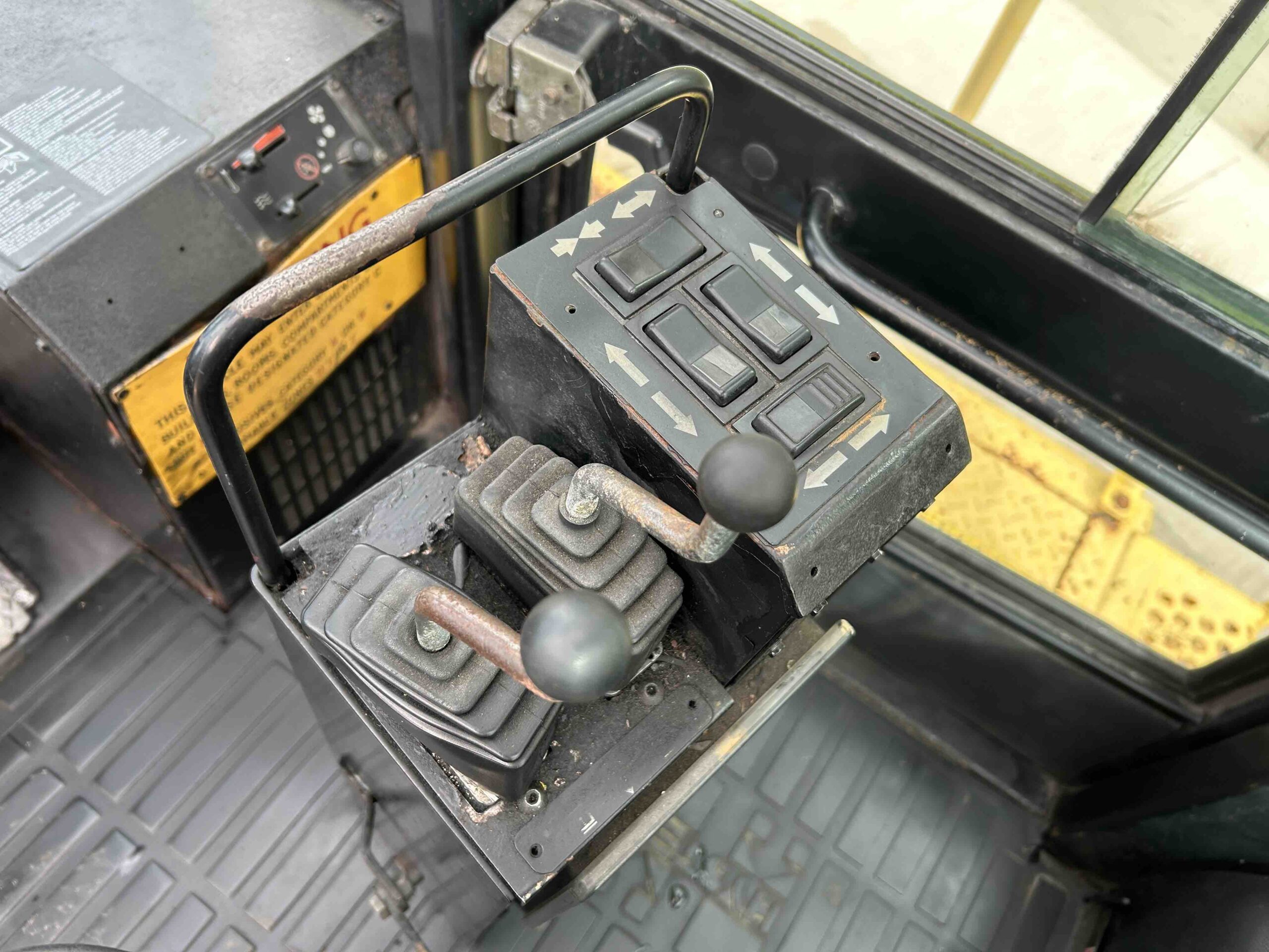 Hyster H32.00F-16CH: Container Handler - Gallery image 22