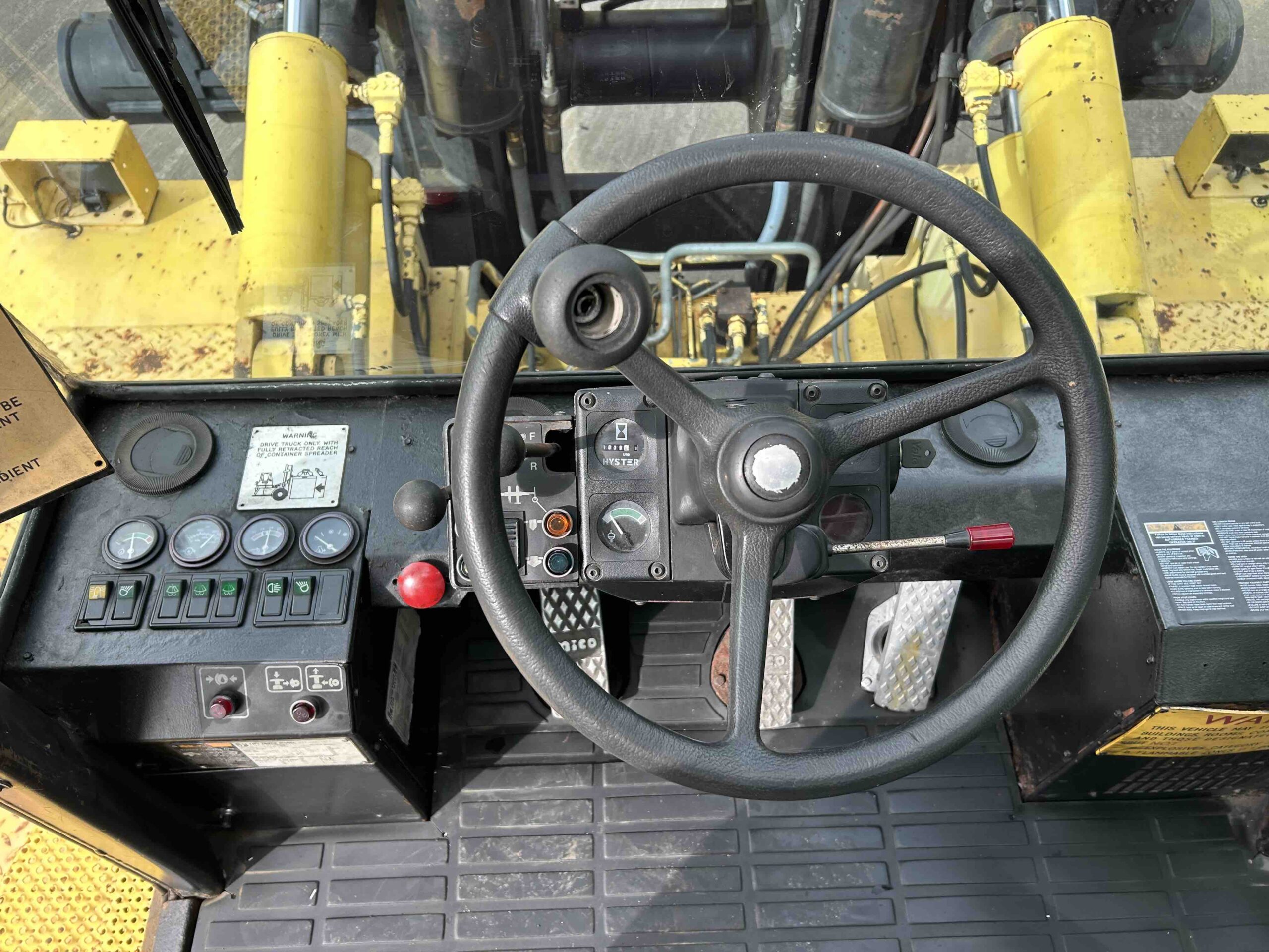 Hyster H32.00F-16CH: Container Handler - Gallery image 23