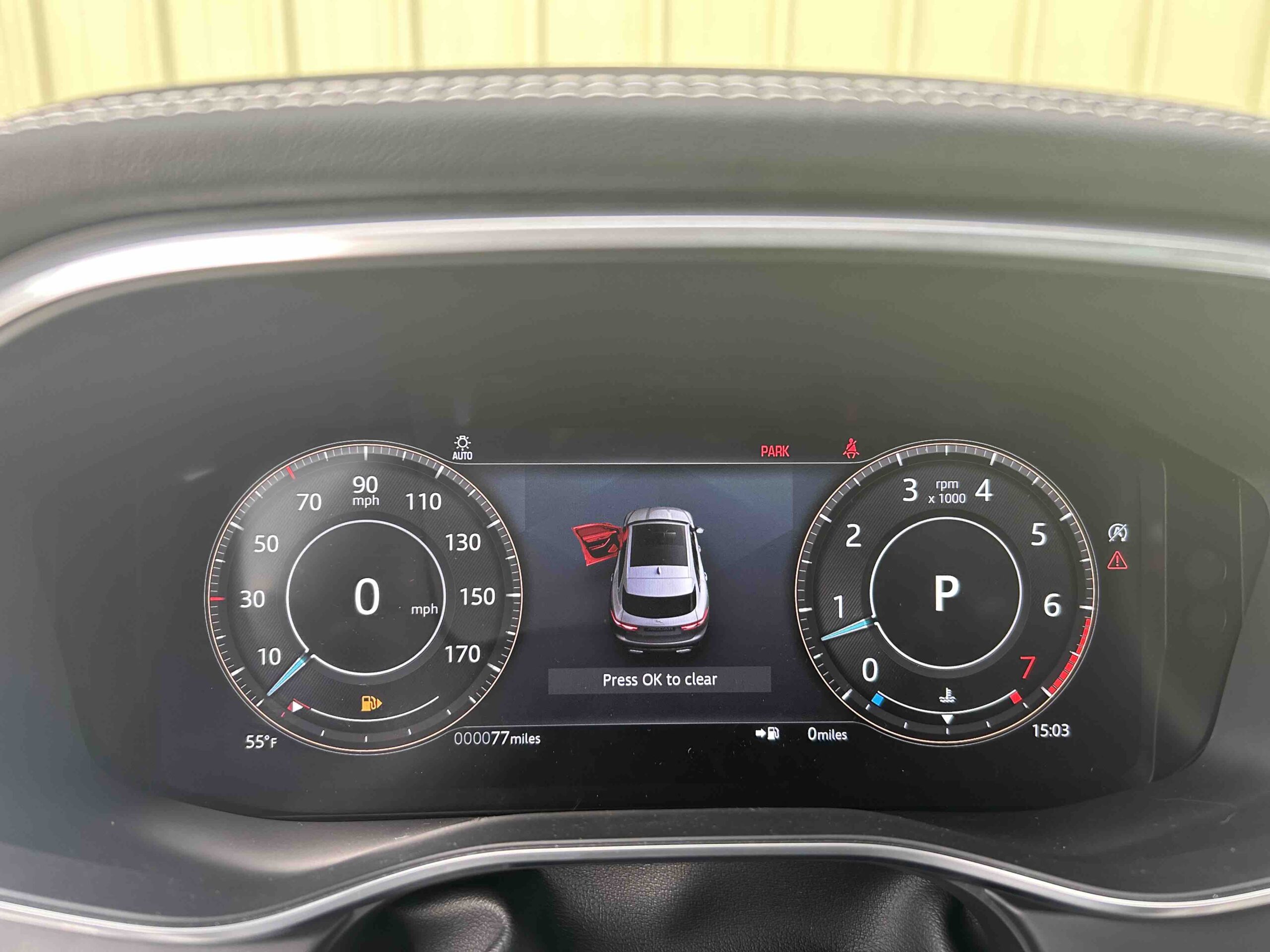Jaguar: F Pace P400 R Dynamic S LHD - Gallery image 18