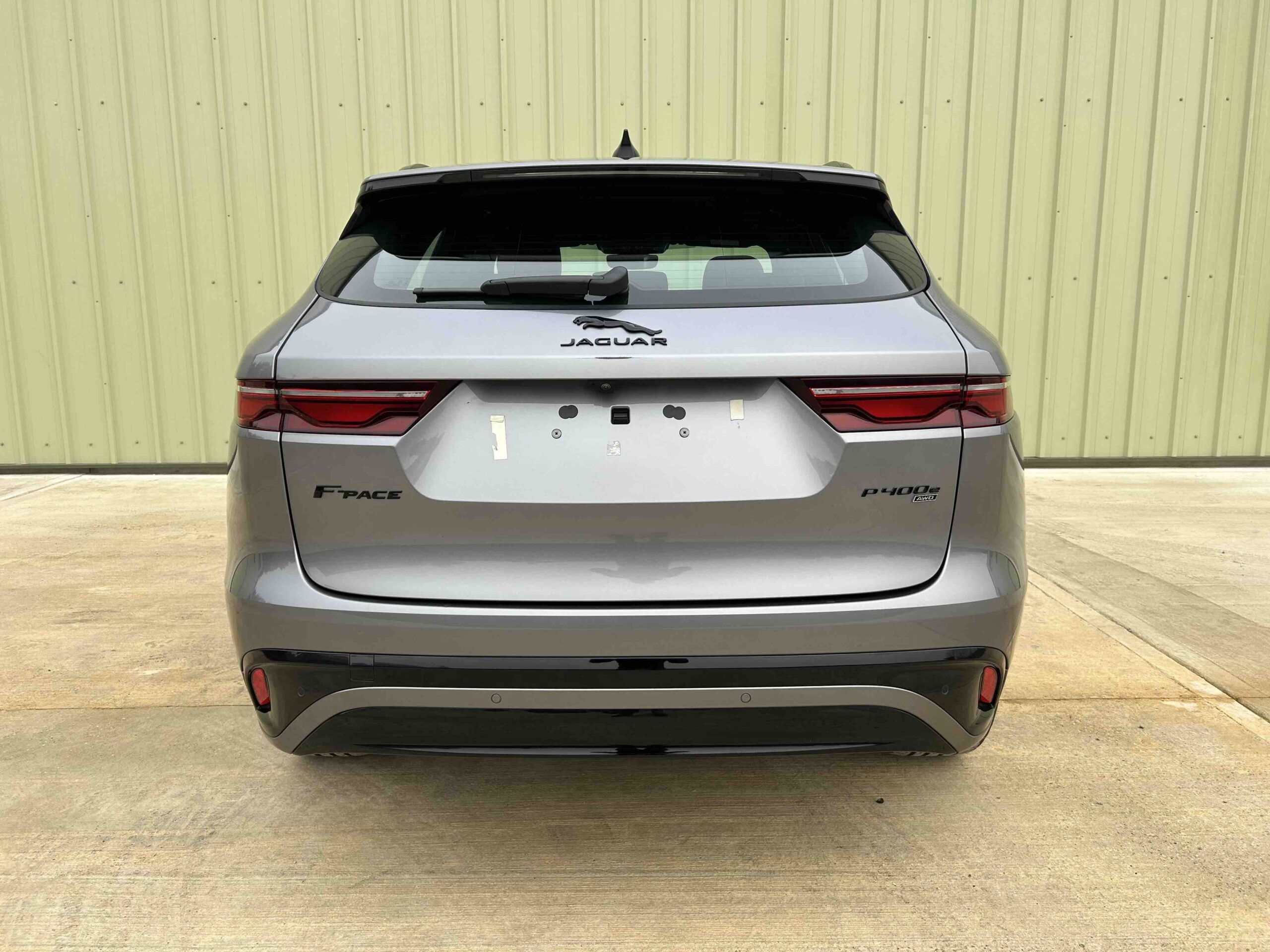 Jaguar: F Pace P400e R Dynamic HSE LHD - Gallery image 9
