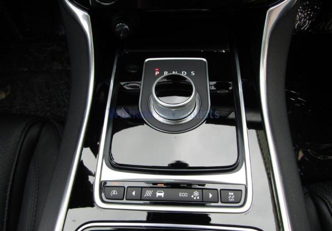 Jaguar: XF 3.0 S/C Prestige LHD - Gallery image 9