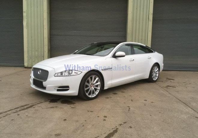 Jaguar: XJ 3.0 V6 AWD Auto Premium LWB - Gallery image 7