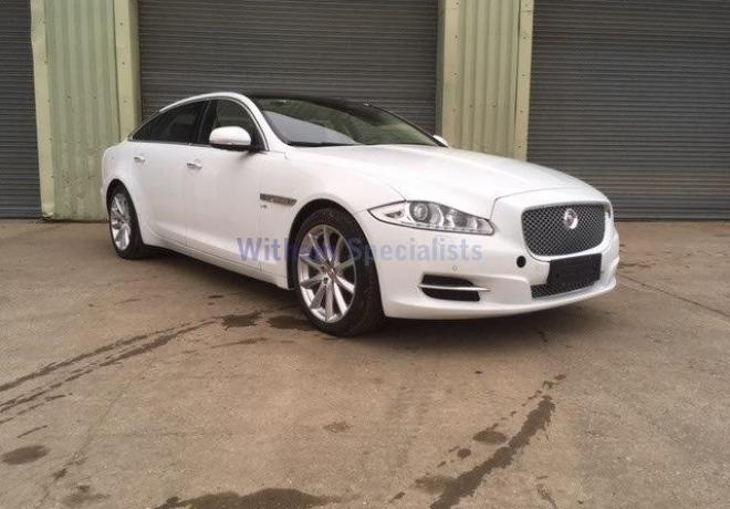Jaguar: XJ 3.0 V6 AWD Auto Premium LWB - Gallery image 3