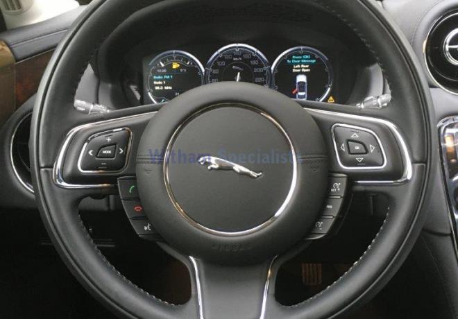 Jaguar: XJ 3.0L V6 S/C Petrol AWD Auto 4 door LWB Premium - Gallery image 18