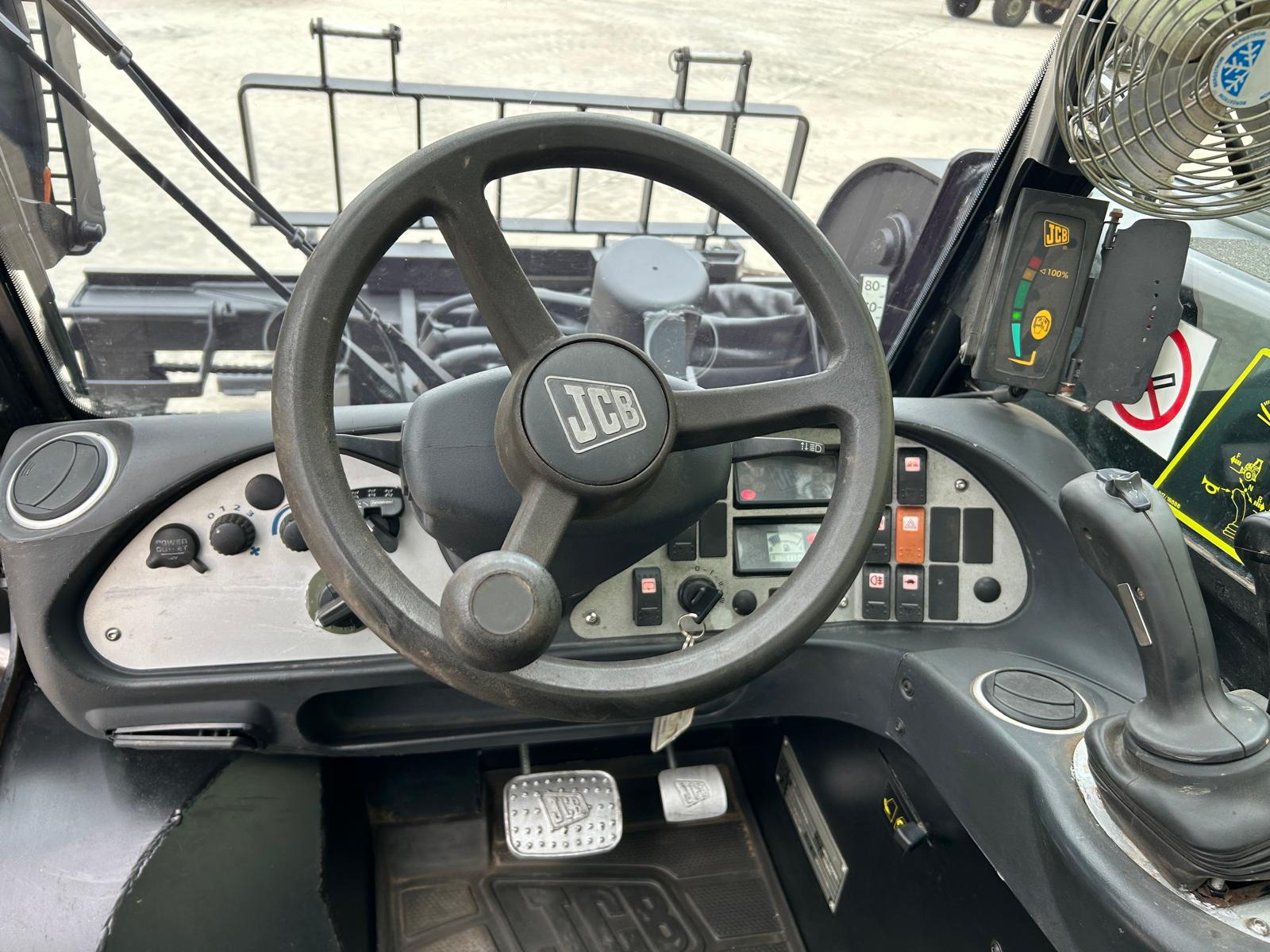 JCB 524-50 Telehandler - Gallery image 21