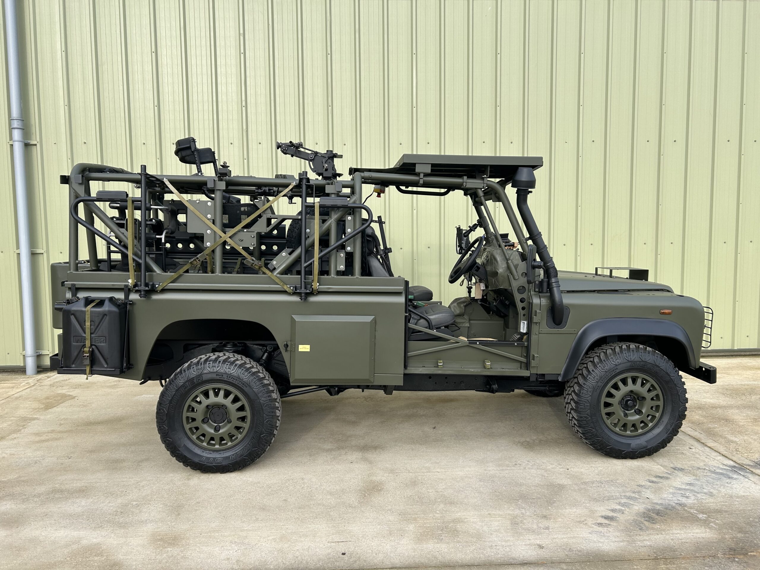 Land Rover RWMIK+ Patrol Vehicle - Gallery image 5