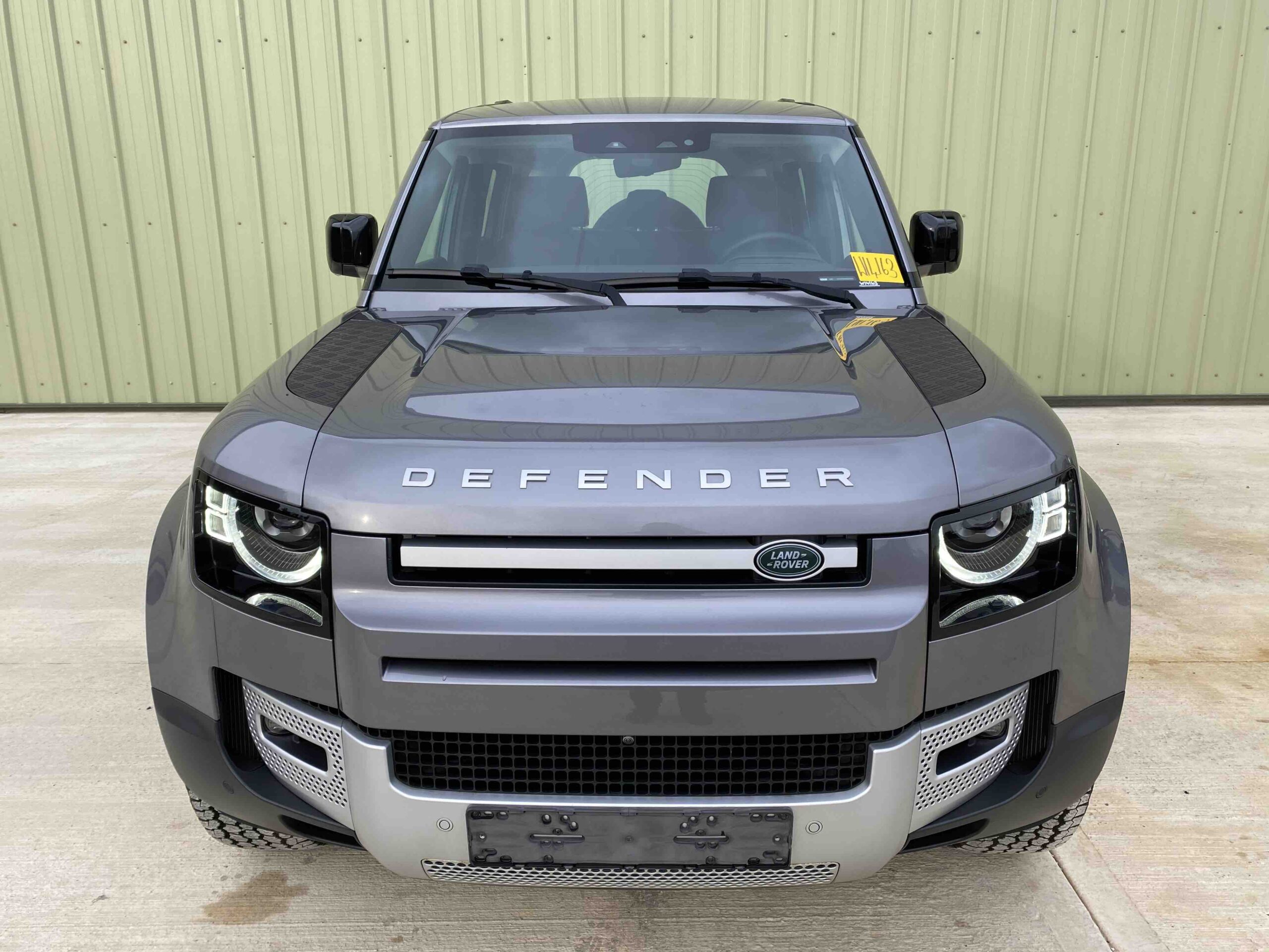 Land Rover: Defender 110 D300 HSE LHD - Gallery image 4