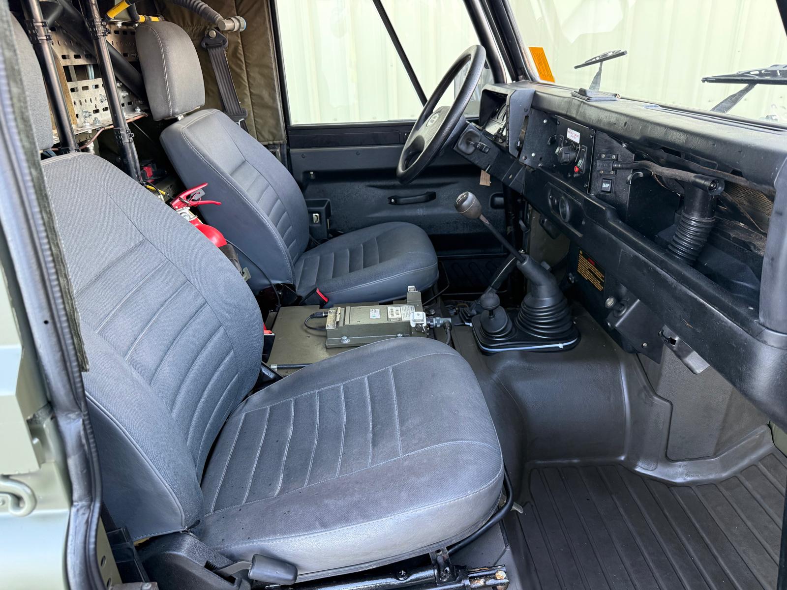 Land Rover TUL Wolf 90 2.5lt 300Tdi Hard Top LHD - Gallery image 16