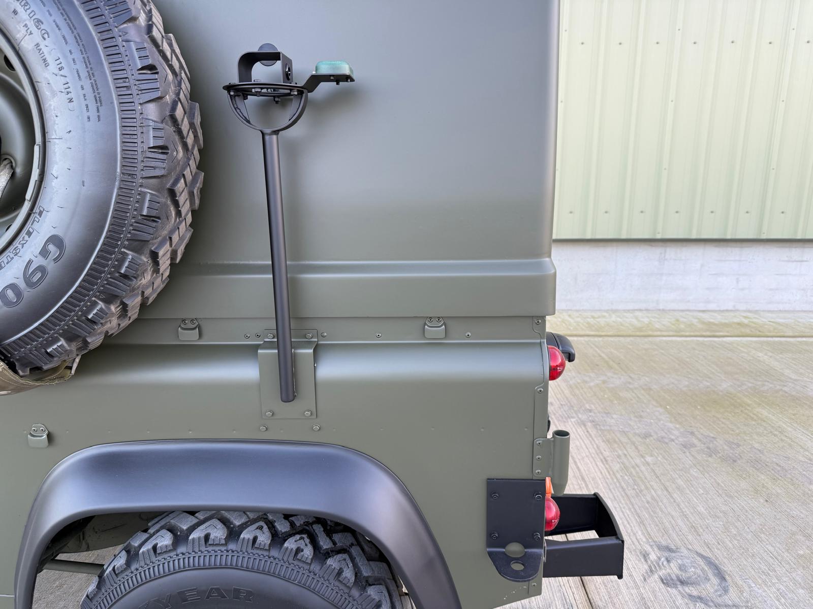 Land Rover TUL Wolf 90 2.5lt 300Tdi Hard Top LHD - Gallery image 34