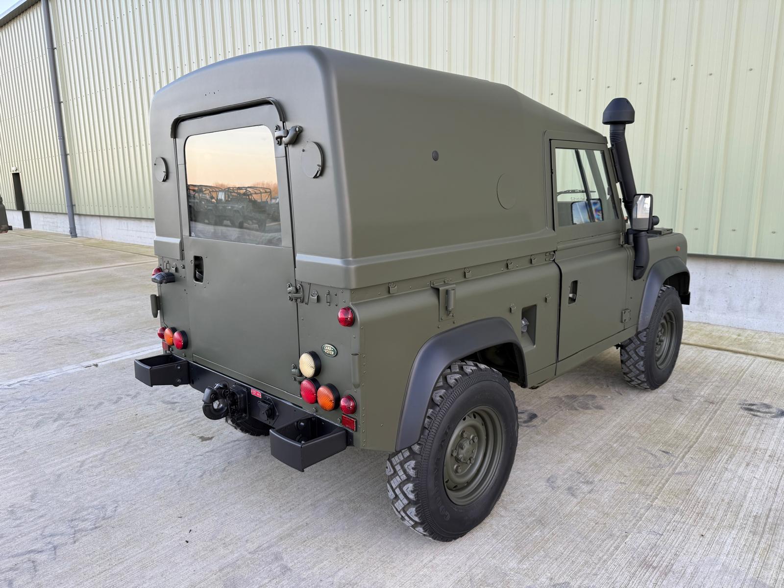 Land Rover TUL Wolf 90 2.5lt 300Tdi Hard Top LHD - Gallery image 6