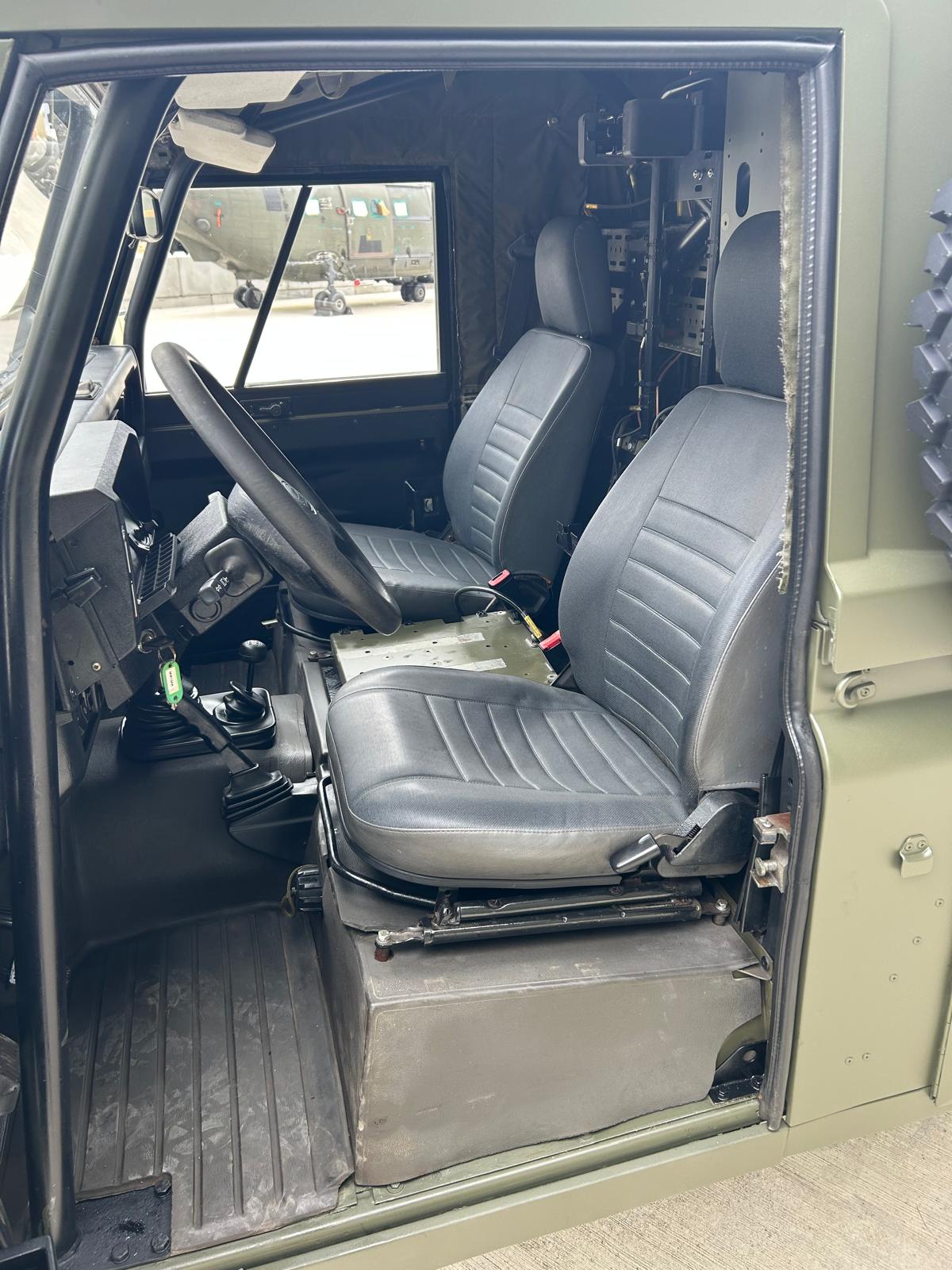 Land Rover TUM Wolf 110 Hard Top LHD - Gallery image 14