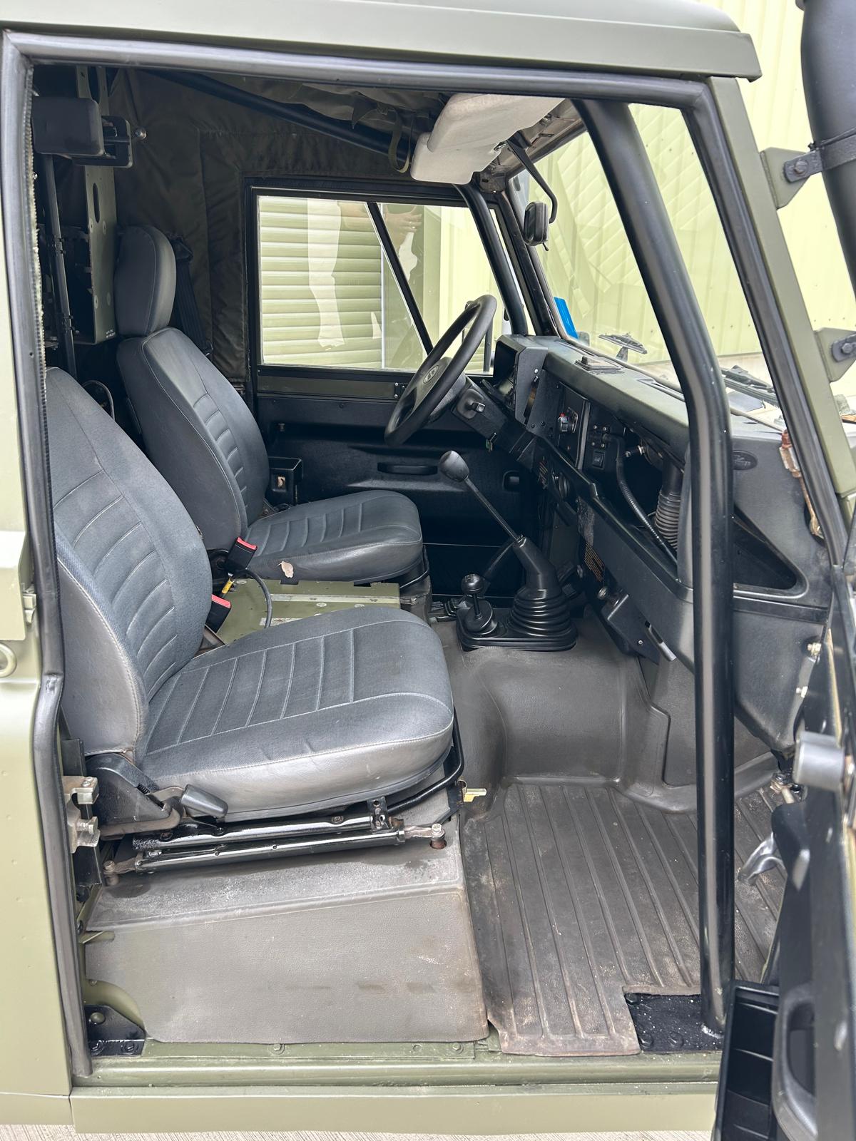 Land Rover TUM Wolf 110 Hard Top LHD - Gallery image 15