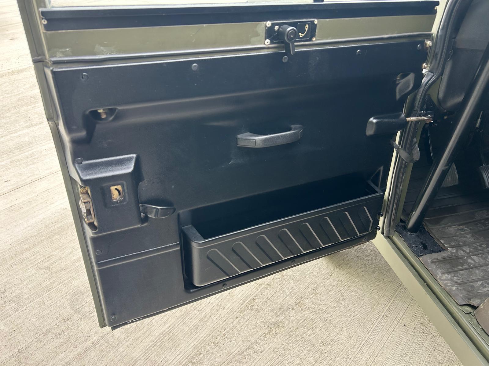 Land Rover TUM Wolf 110 Hard Top LHD - Gallery image 18