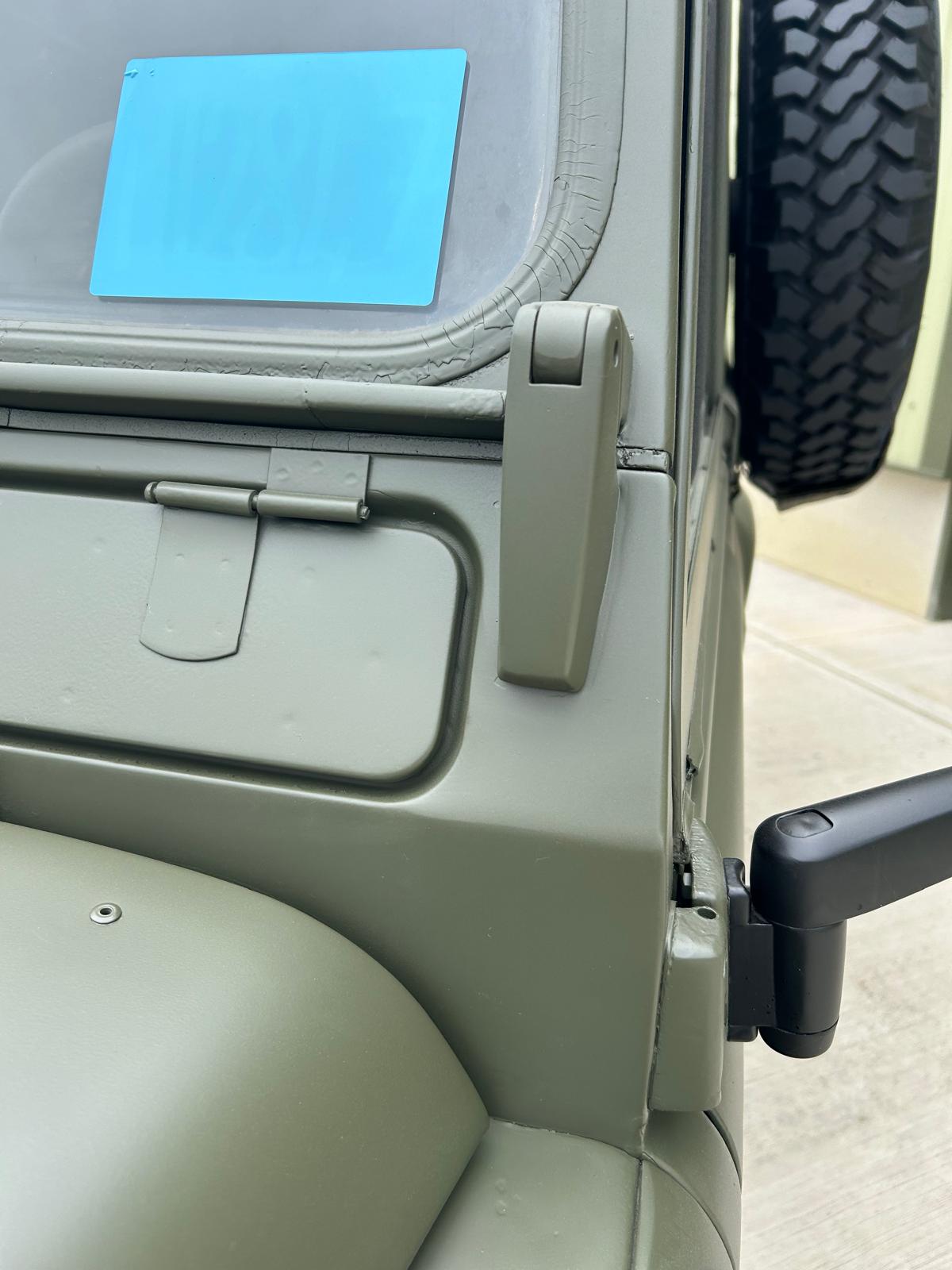 Land Rover TUM Wolf 110 Hard Top LHD - Gallery image 25