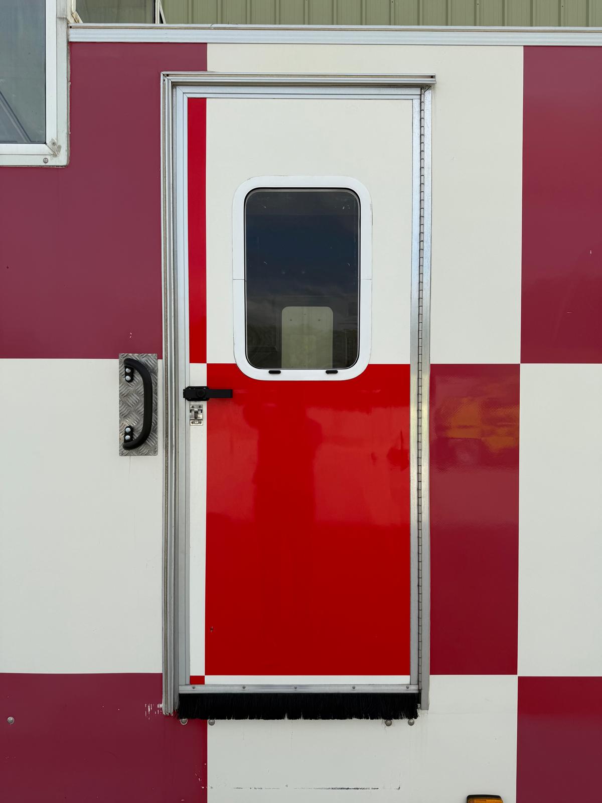 Lynton Mobile Operations Trailer - Gallery image 12