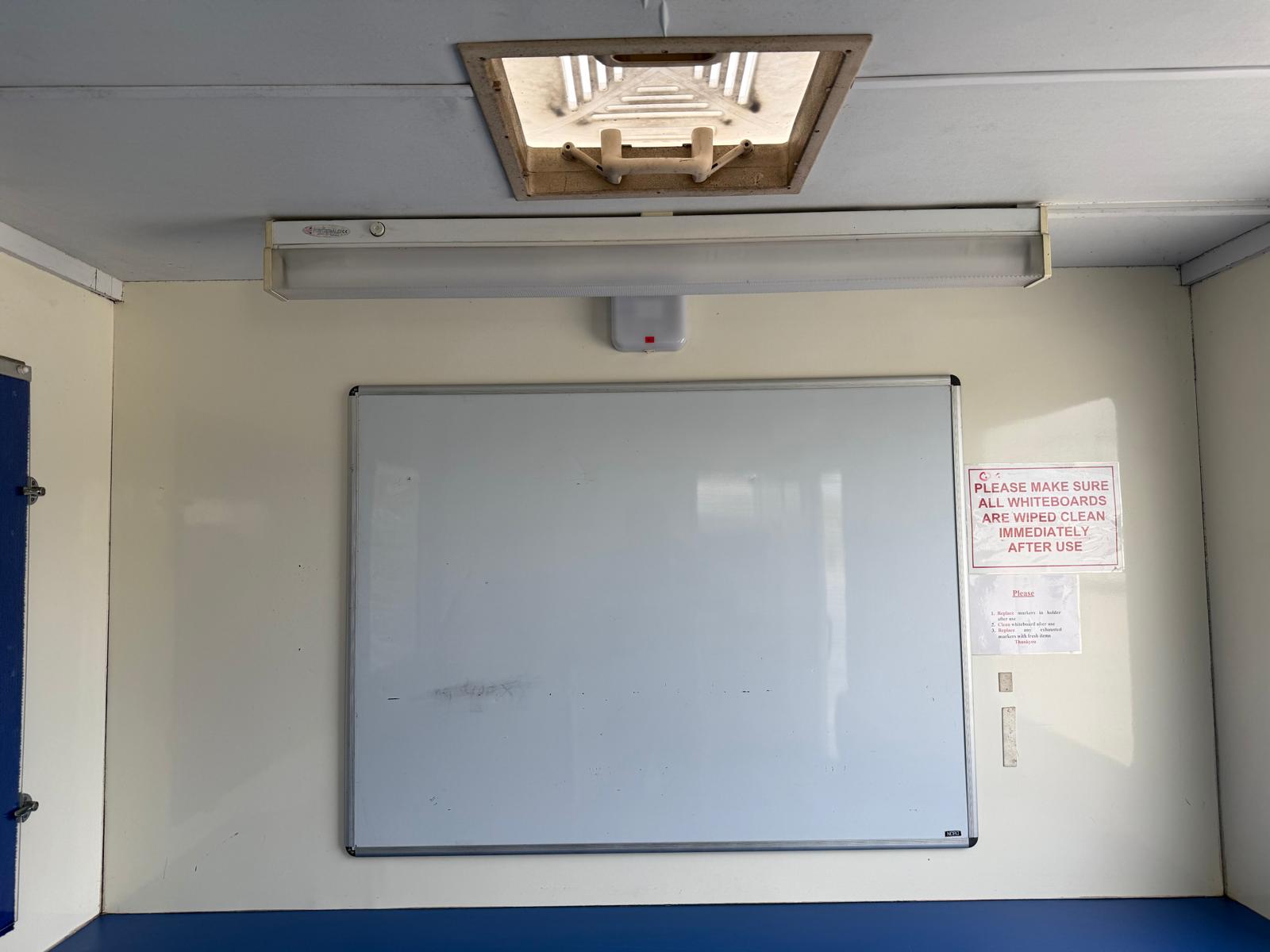 Lynton Mobile Operations Trailer - Gallery image 17