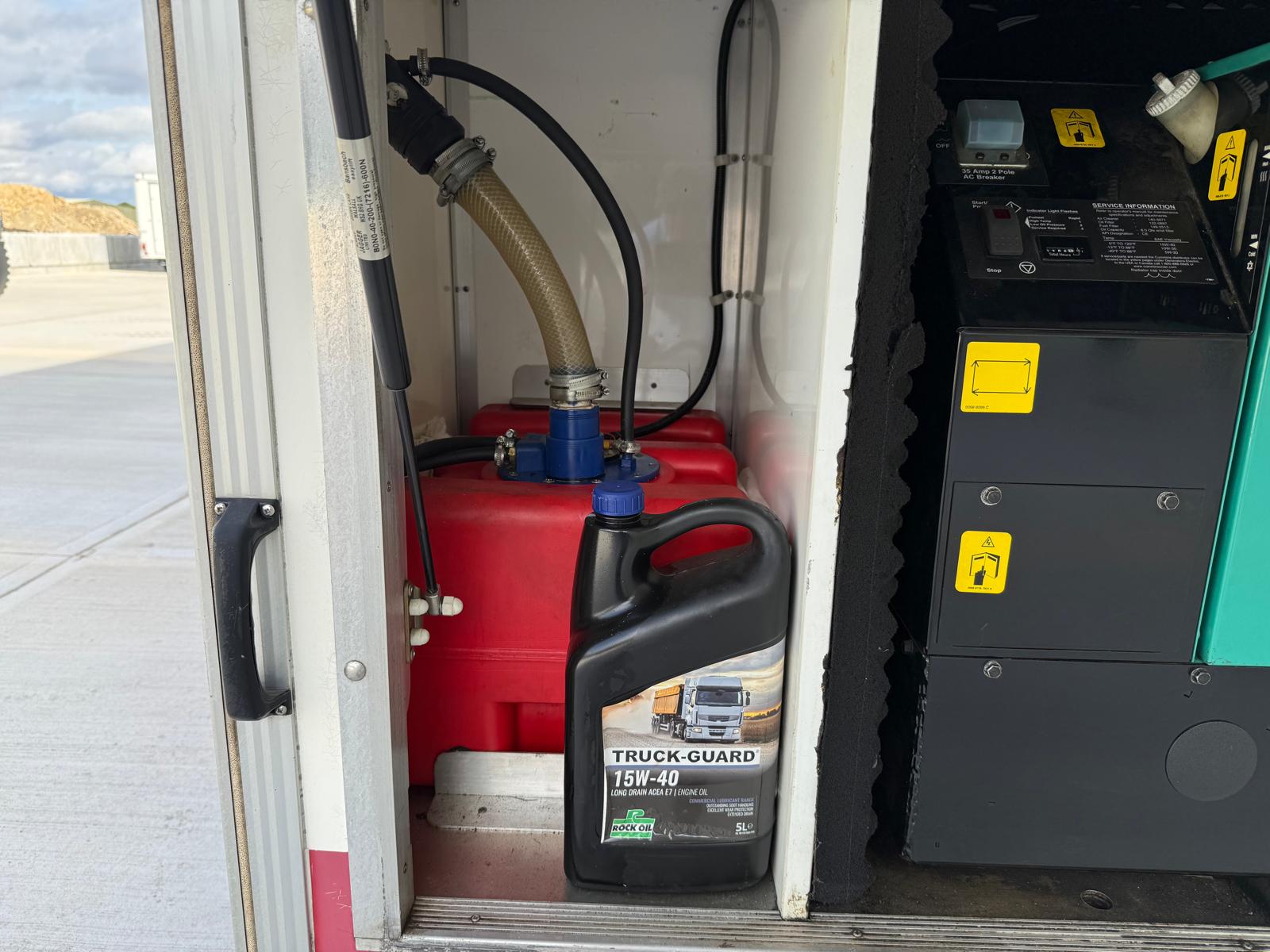 Lynton Mobile Operations Trailer - Gallery image 32