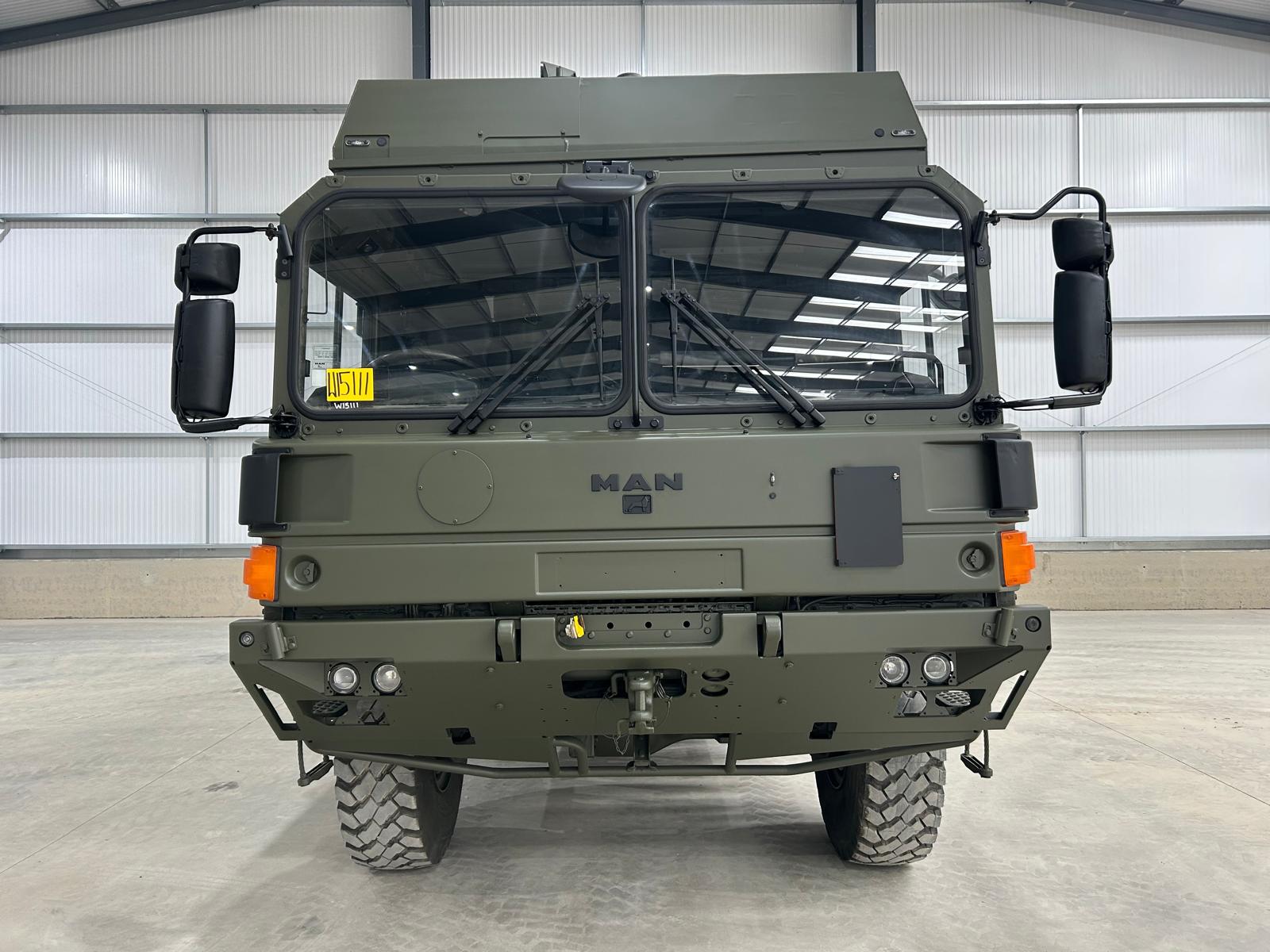 MAN HX60 : 4x4 Flatbed truck - Gallery image 2