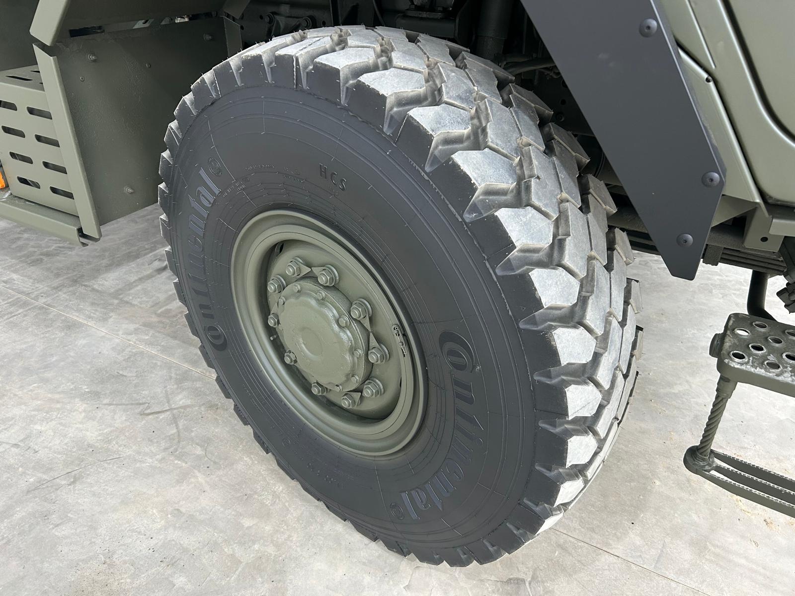 MAN HX60 : 4x4 Flatbed truck - Gallery image 25