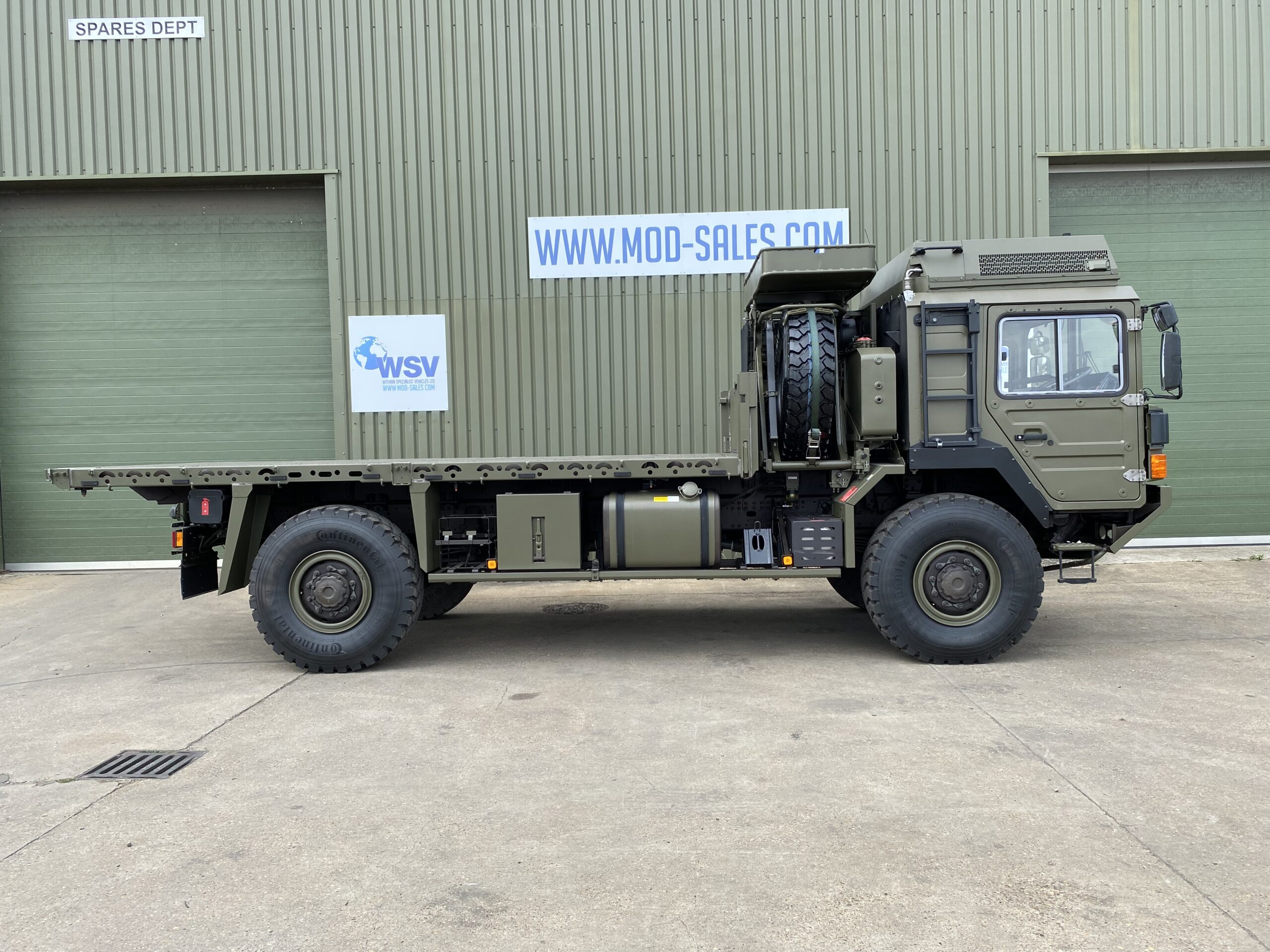 MAN HX60 : 4x4 Flatbed truck Unused Reserve Condition - Gallery image 4