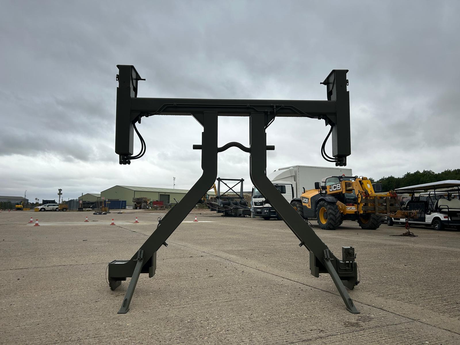 Multilift MSH-165-SC 16.5T Hydraulic Container Hook Loading System - Gallery image 8