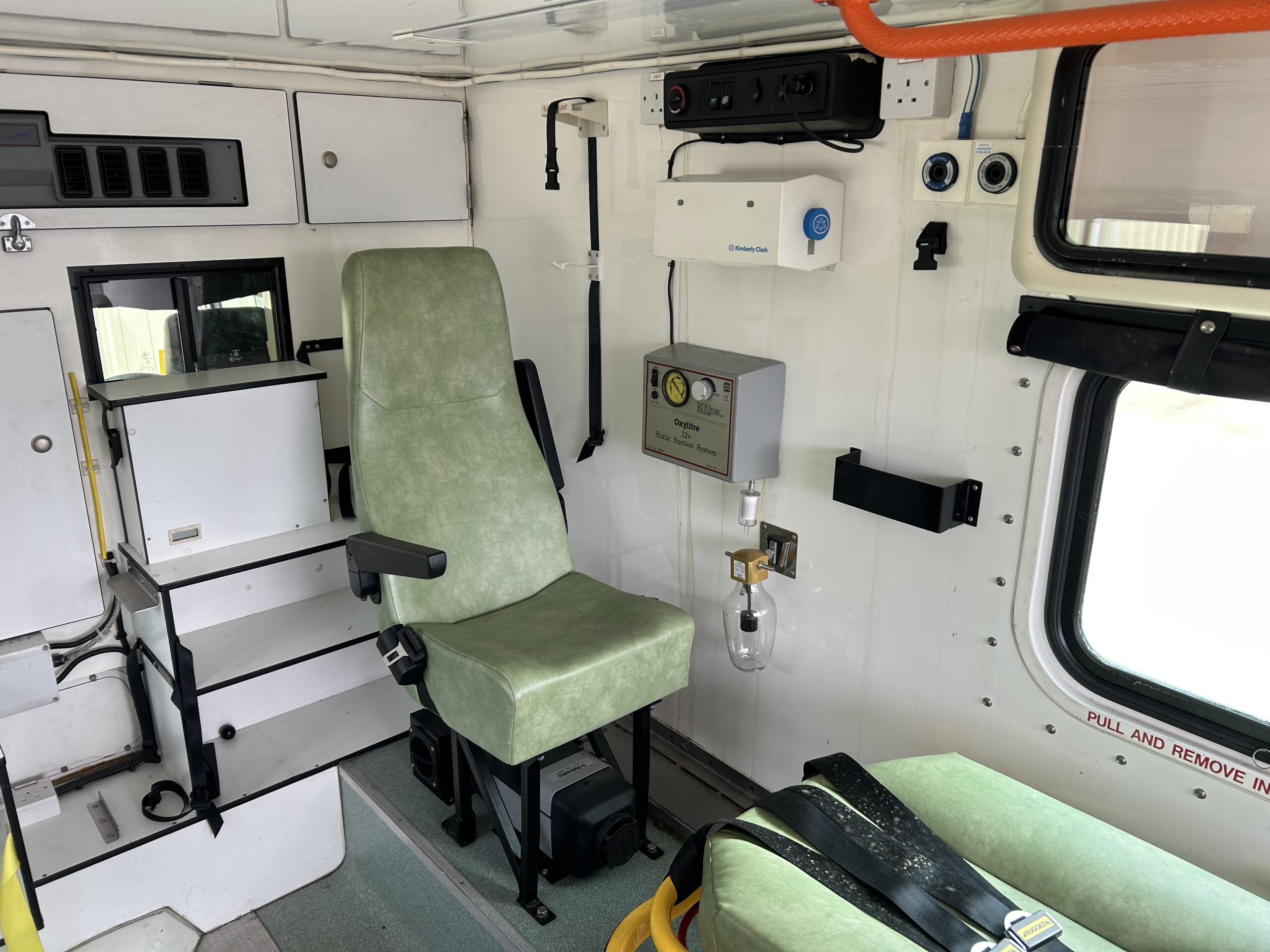 Pinzgauer: 718 6x6 Ambulance TMV RHD - Gallery image 15