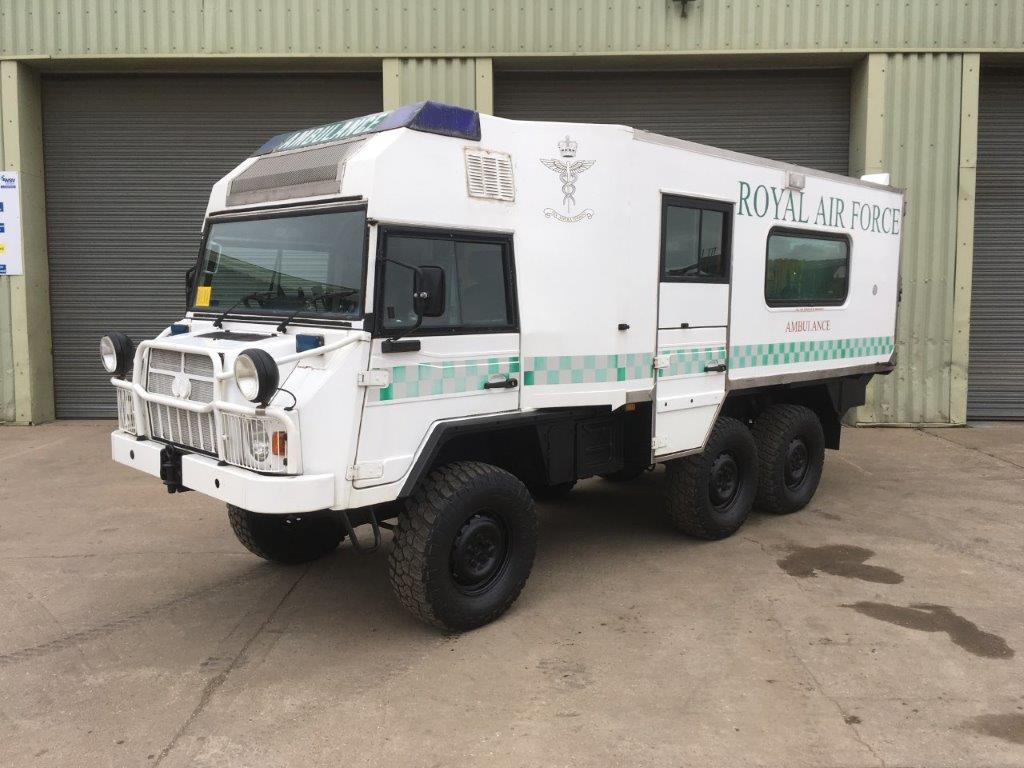 Pinzgauer: 718 6x6 Ambulance TMV RHD - Gallery image 3