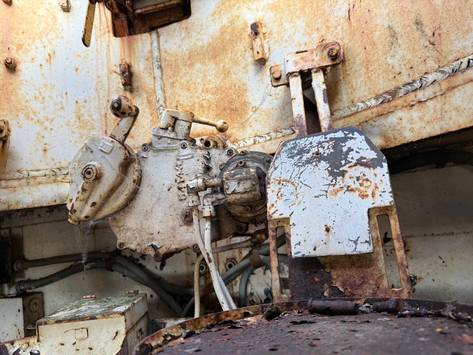 Stuart M3 Tank Restoration Projects - Gallery image 111